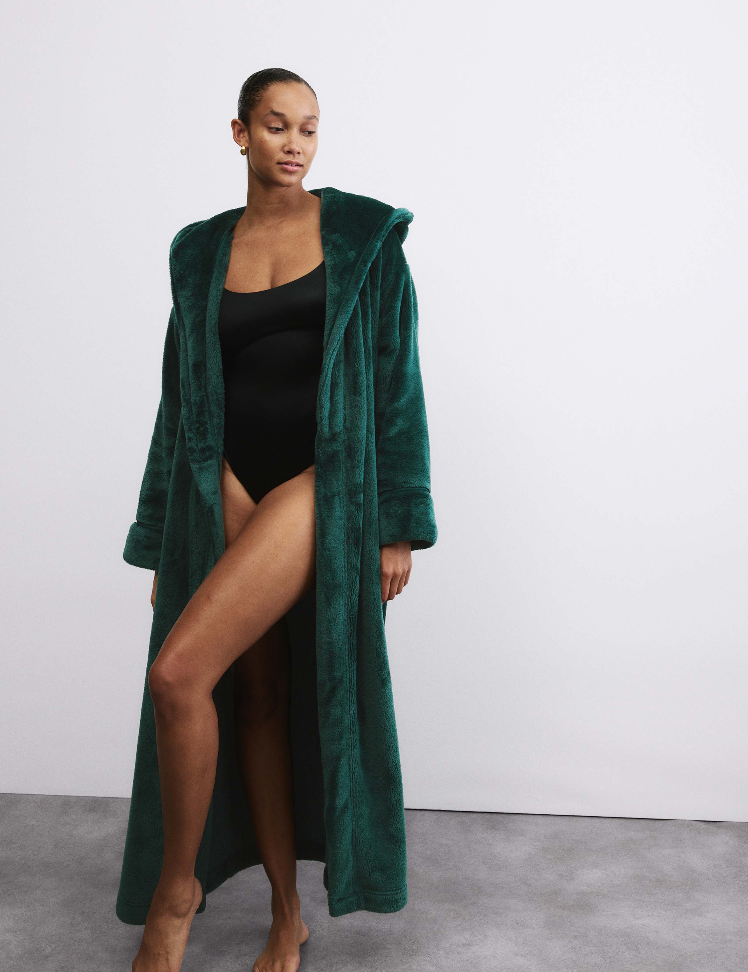 Fleece Hooded Dressing Gown 3 of 5