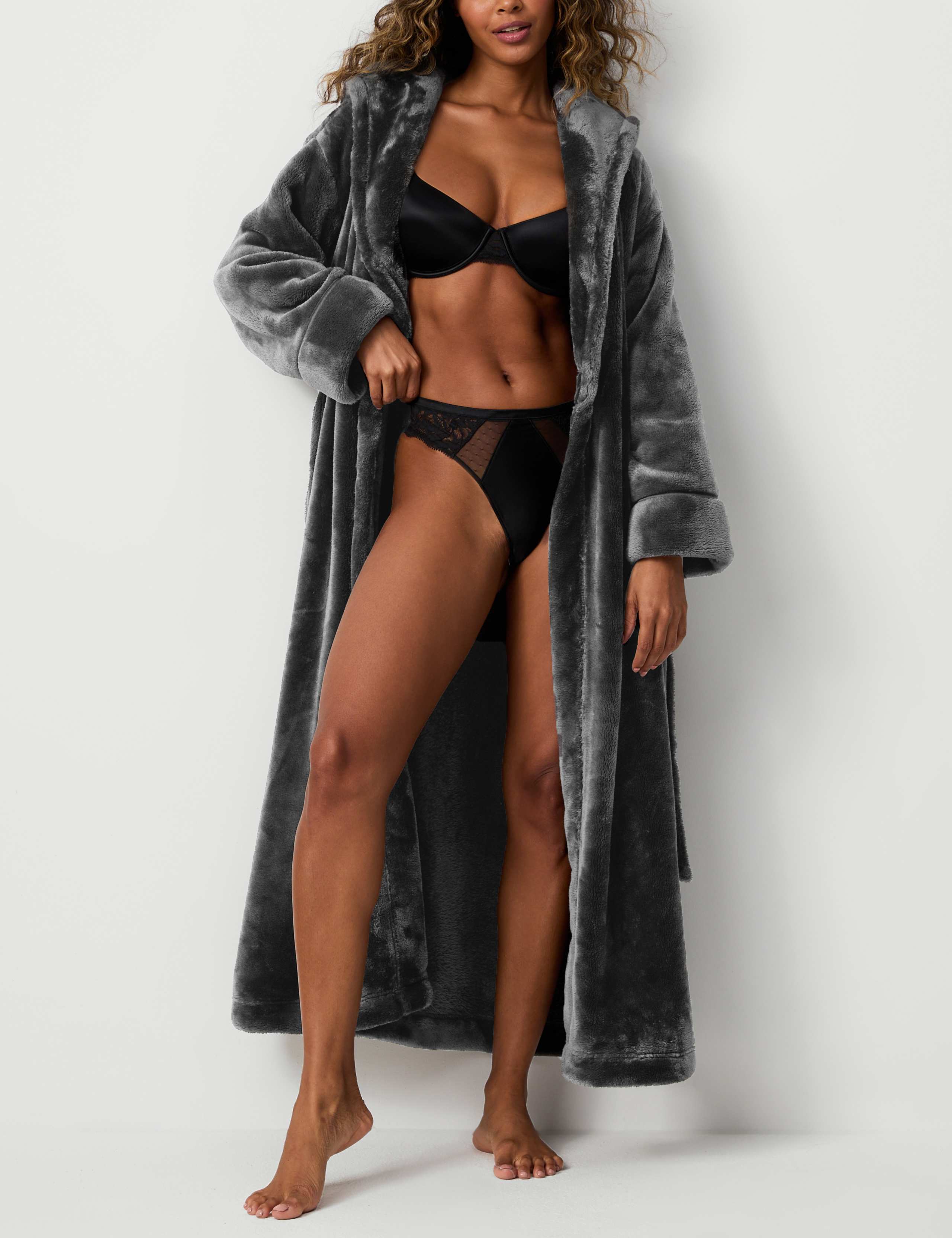 Fleece Hooded Dressing Gown 3 of 5