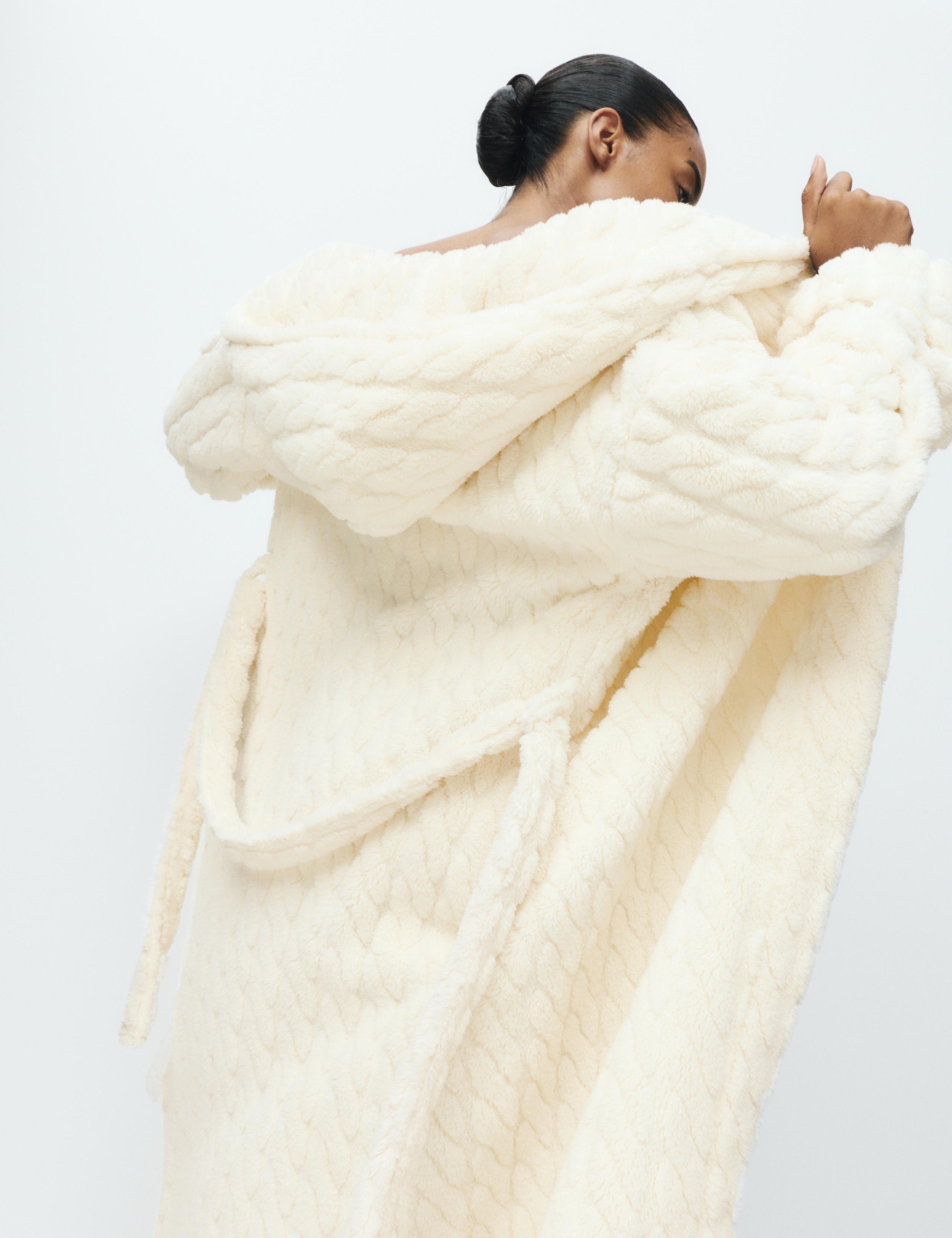 Jacquard Long Hooded Dressing Gown 4 of 5