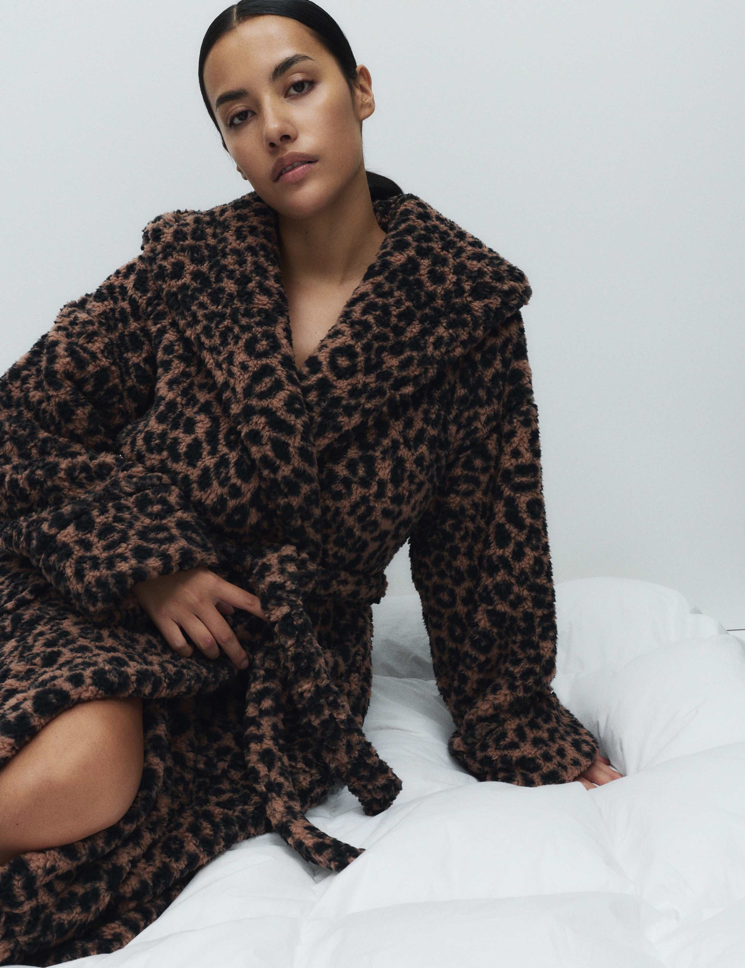 Teddy Borg Leopard Print Dressing Gown 3 of 5