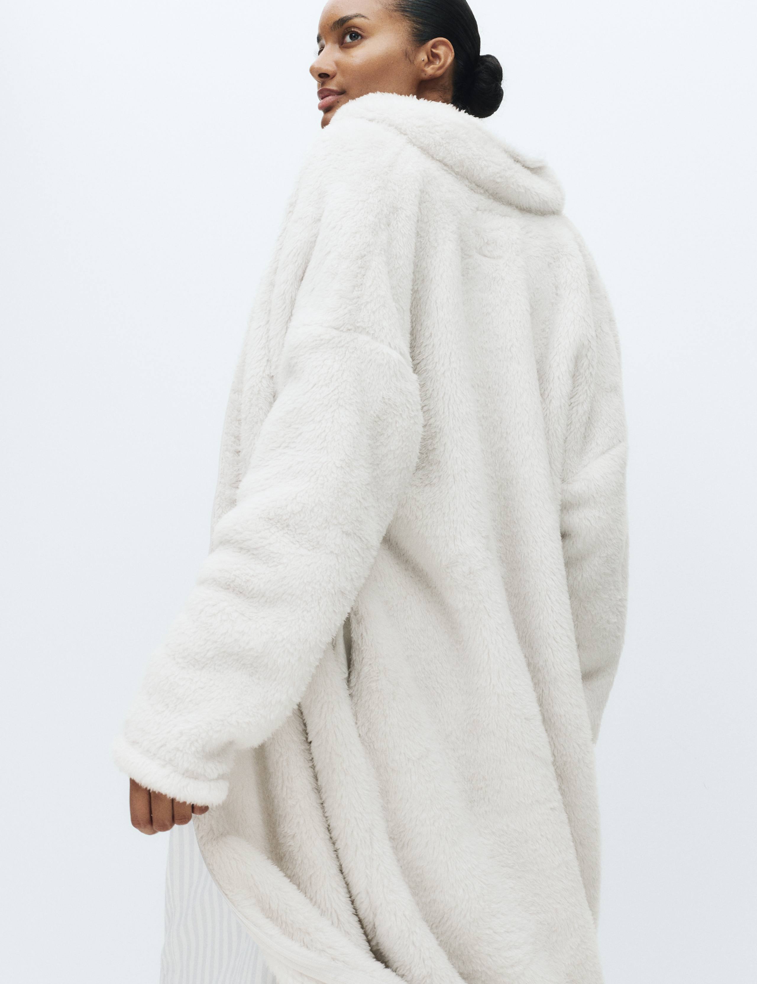 Long Pile Fleece Zipped Dressing Gown 4 of 5