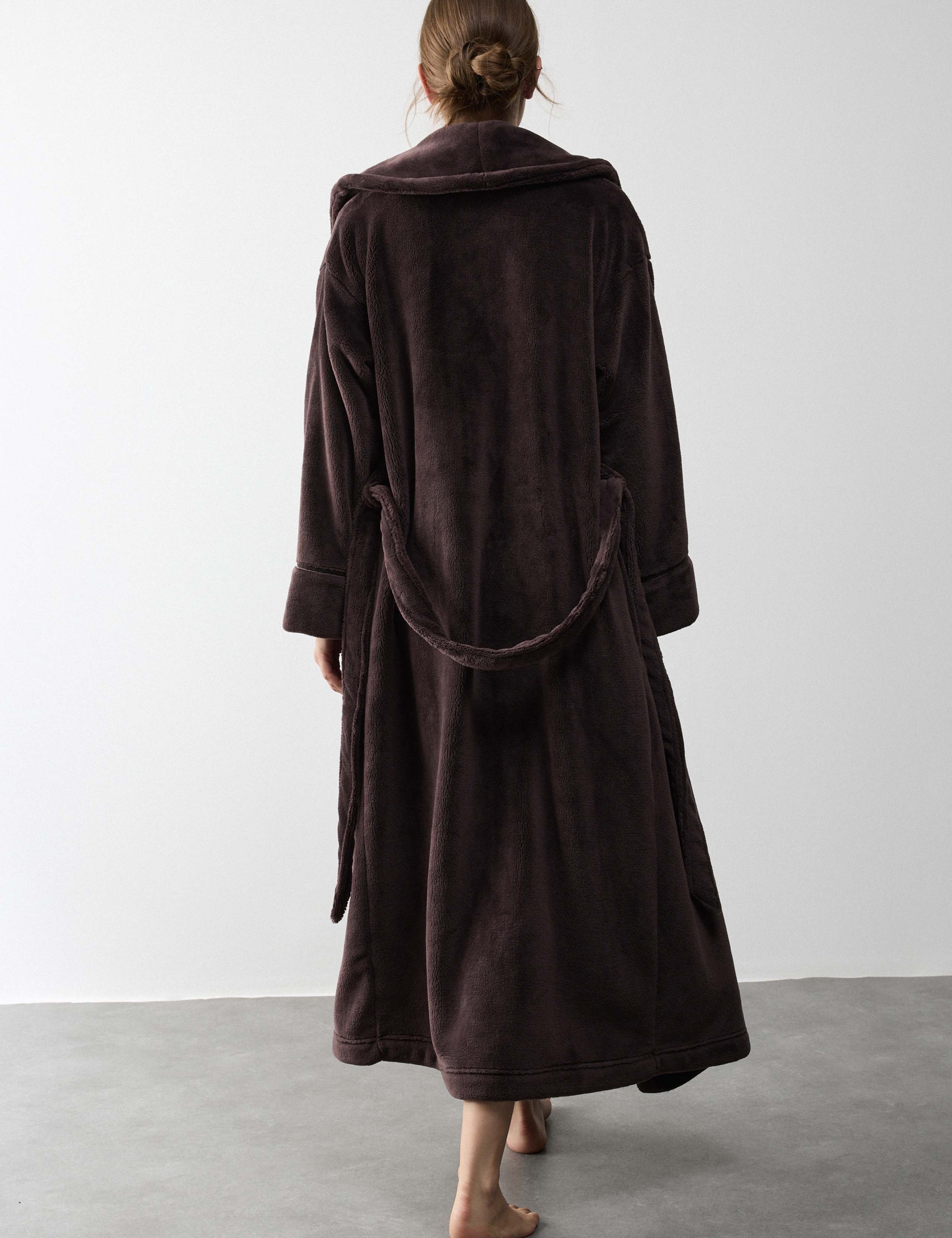 Premium Short Pile Dressing Gown 4 of 5