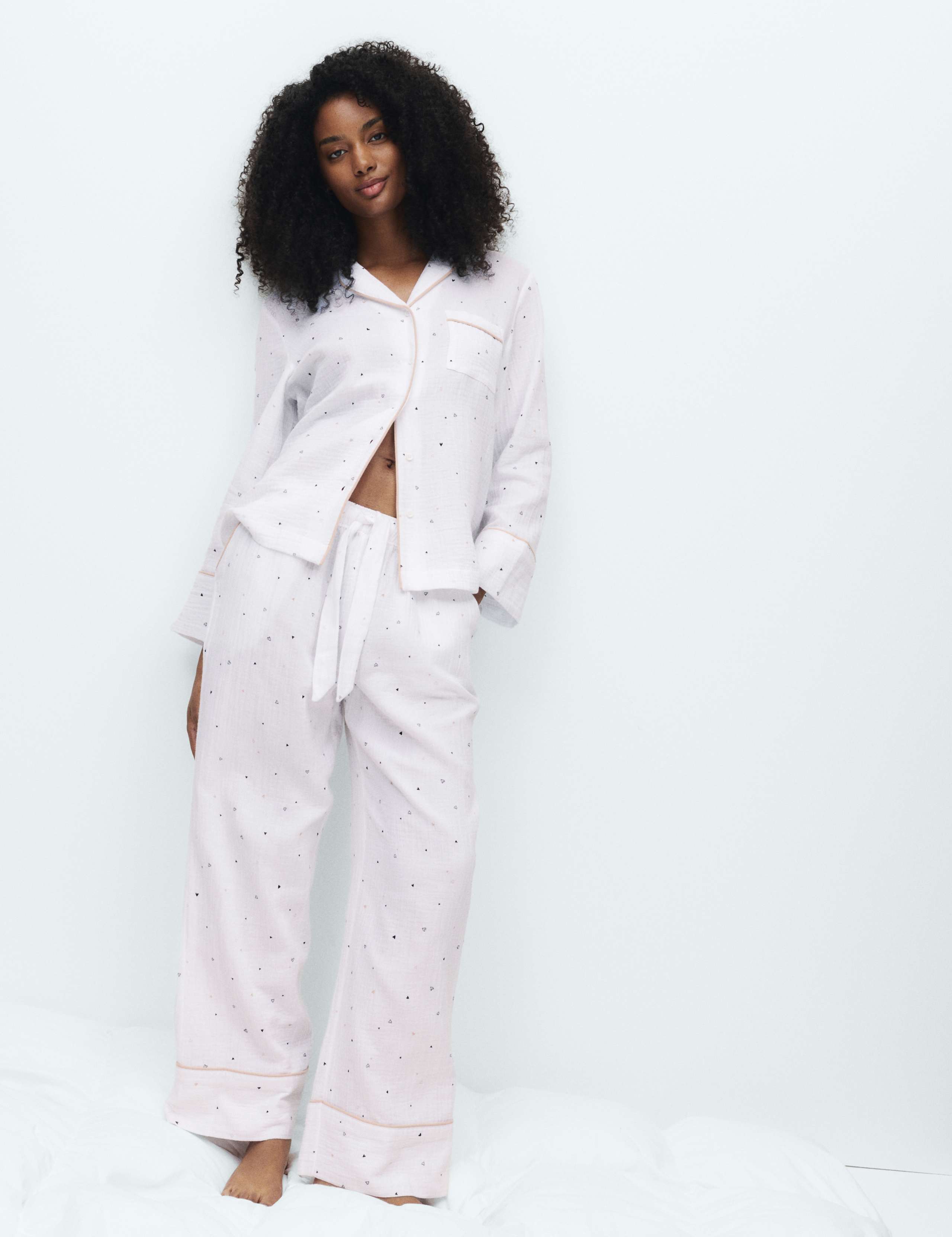 Cool Comfort™ Muslin Heart Print Pyjama Set 3 of 5