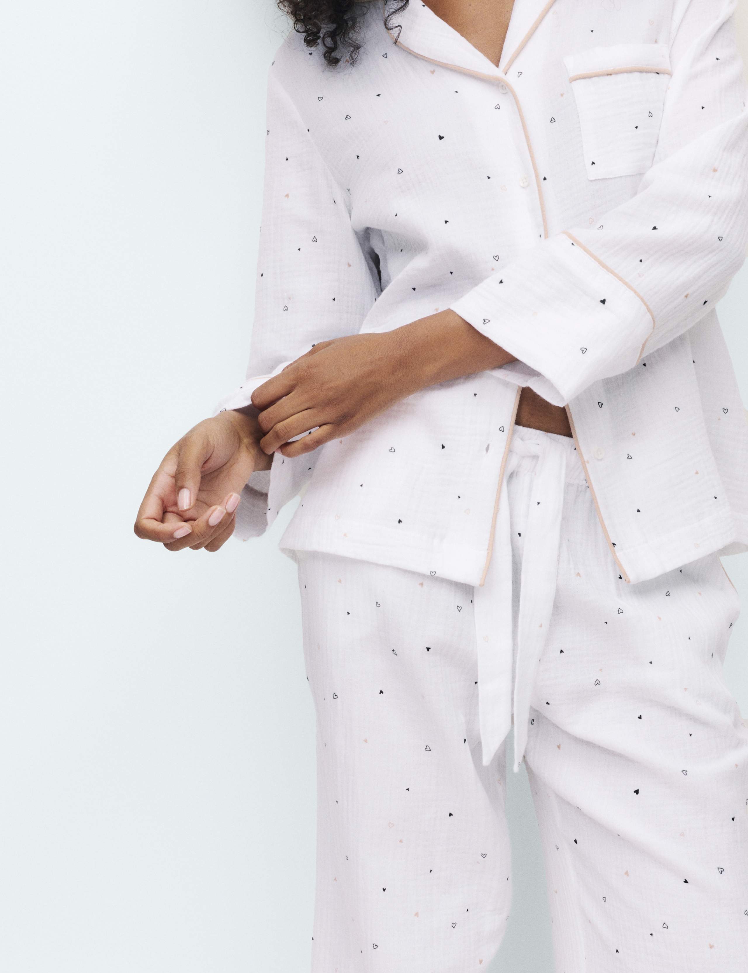 Cool Comfort™ Muslin Heart Print Pyjama Set 4 of 5