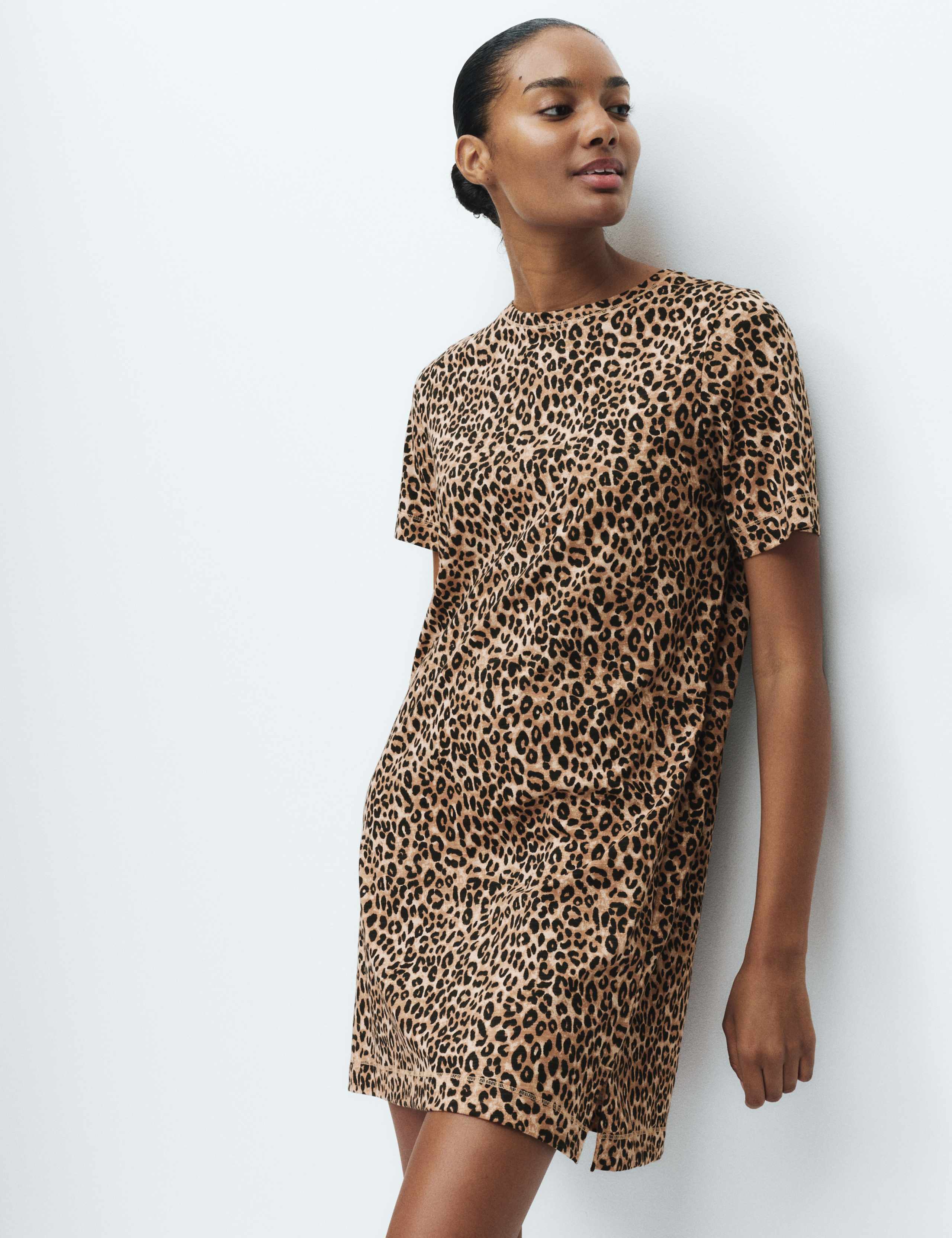 Pure Cotton Printed Nightdress 3 of 4