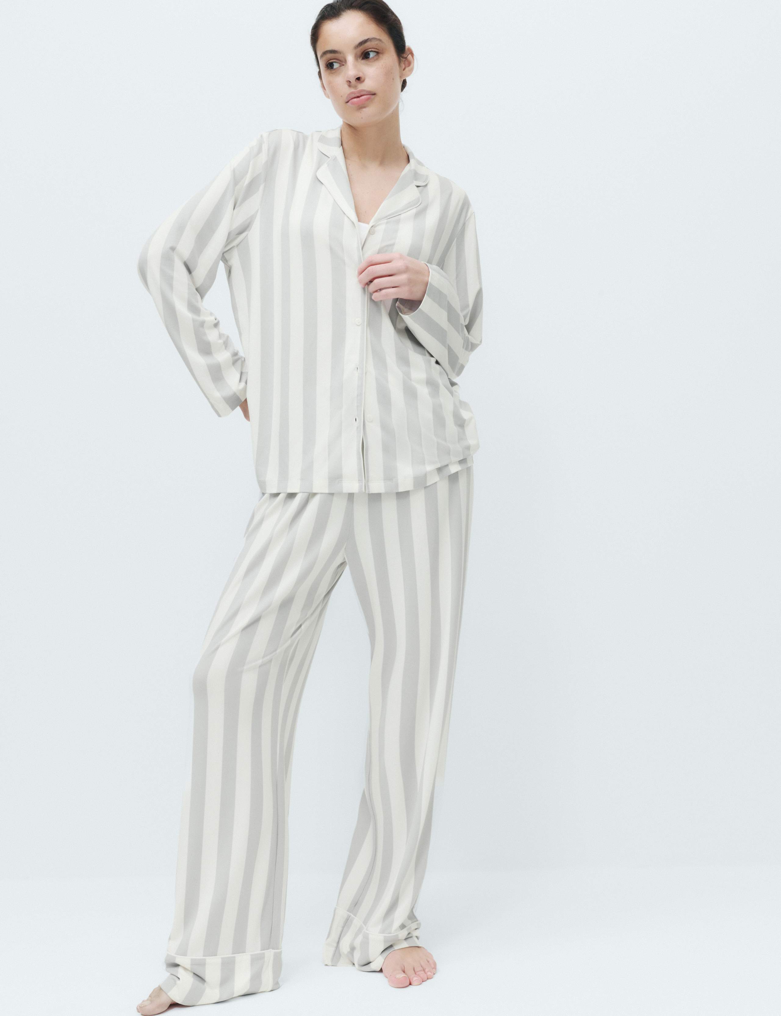 Soft Touch Printed Revere Pyjama Set 4 of 5