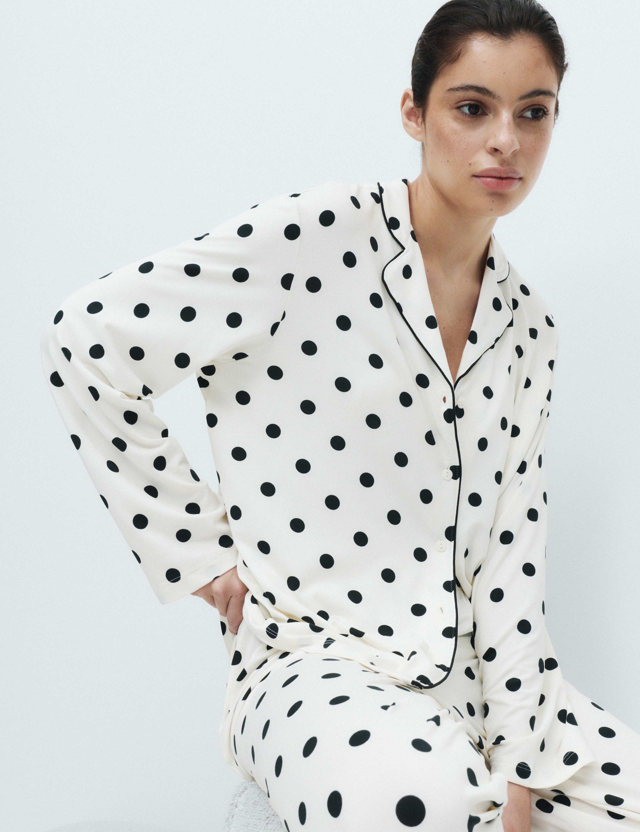 2 Pack Soft Touch Polka Dot Pyjama Sets 5 of 5