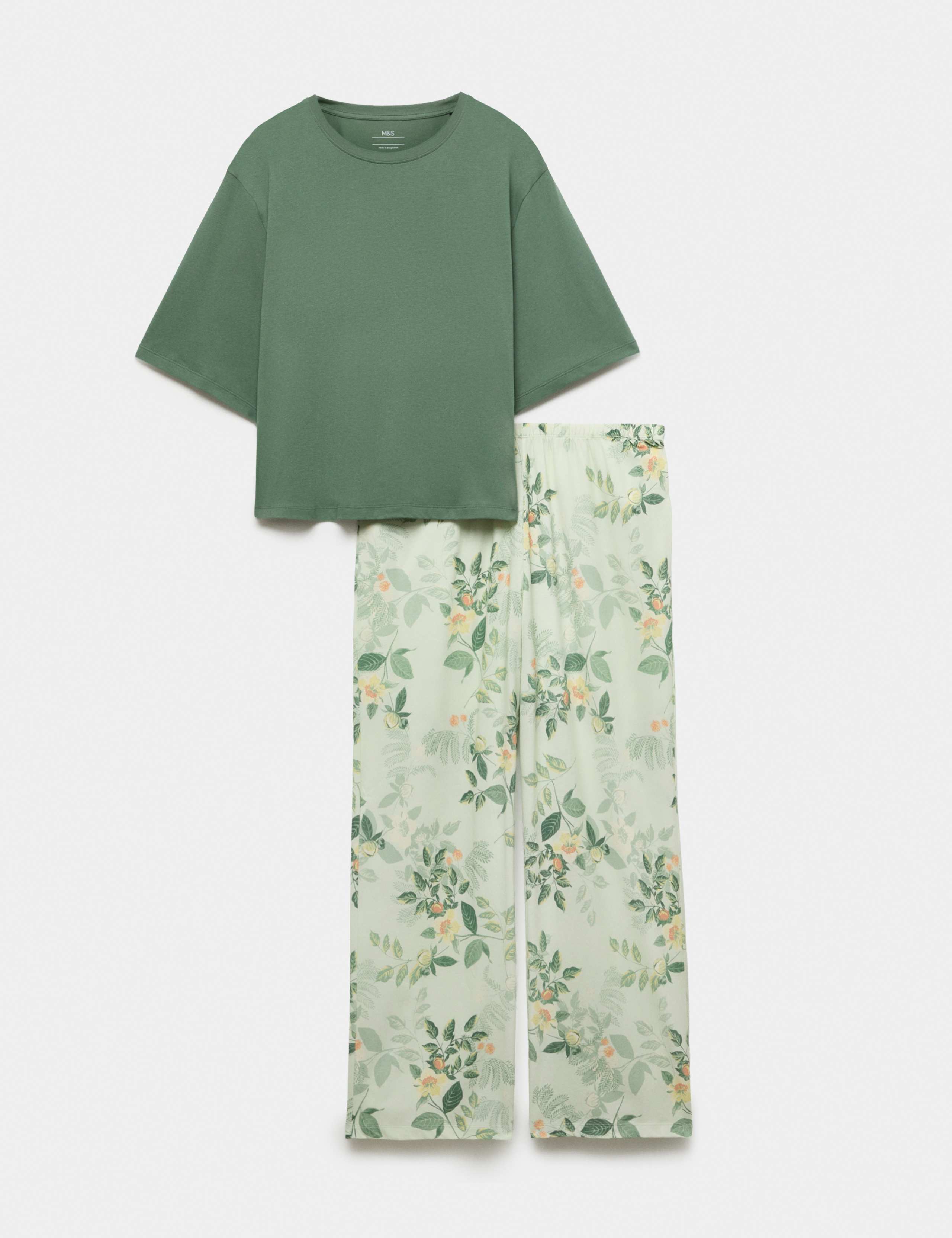 Pure Cotton Printed Drop Shoulder Pyjama Set 2 of 5