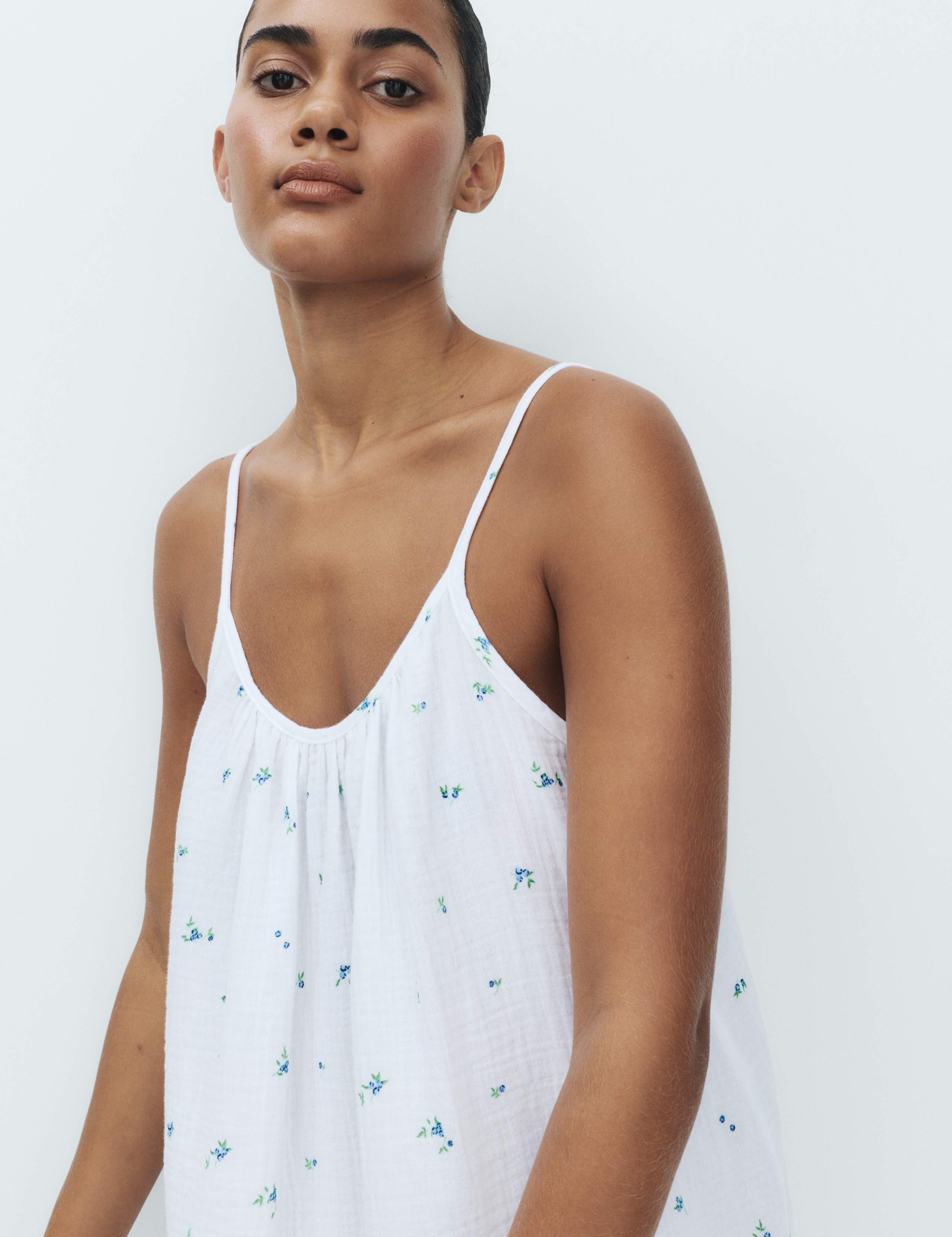 Muslin Printed Short Chemise 3 of 5