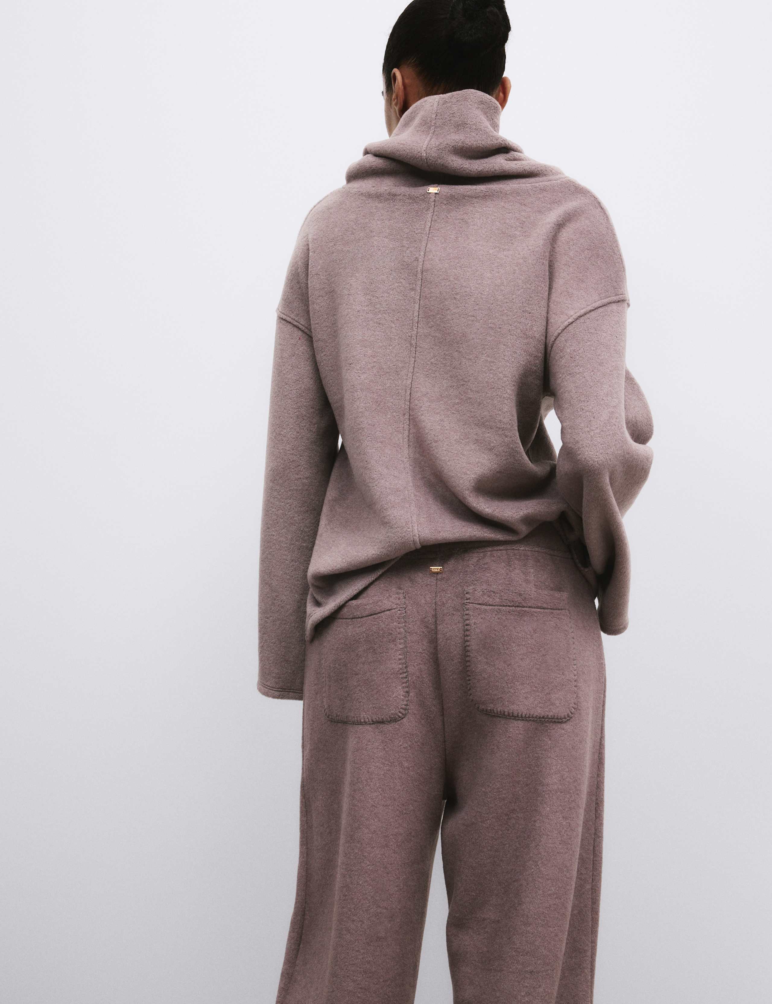 Fleece Lounge Set 5 of 6