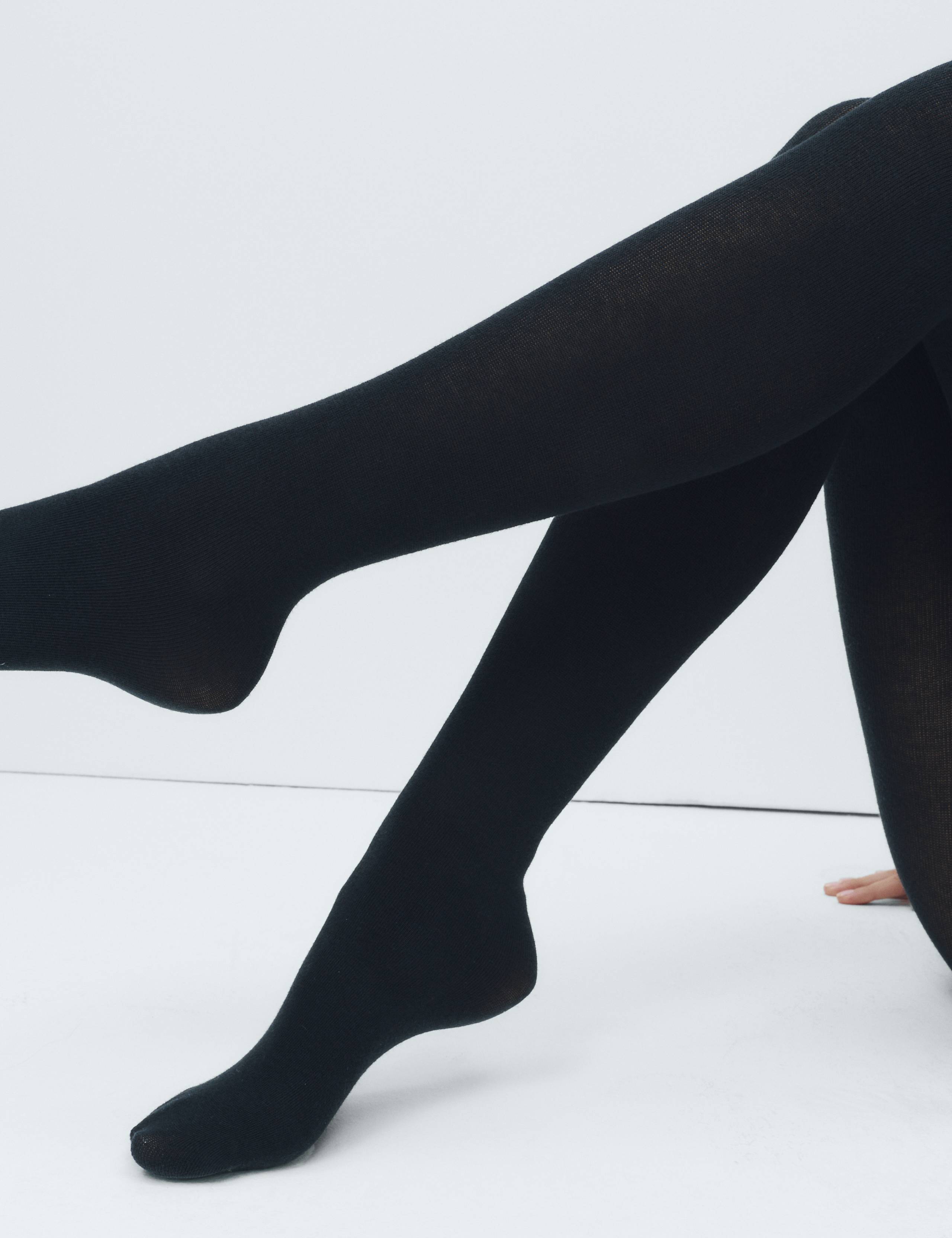 100 Denier Thermal Tights 3 of 4