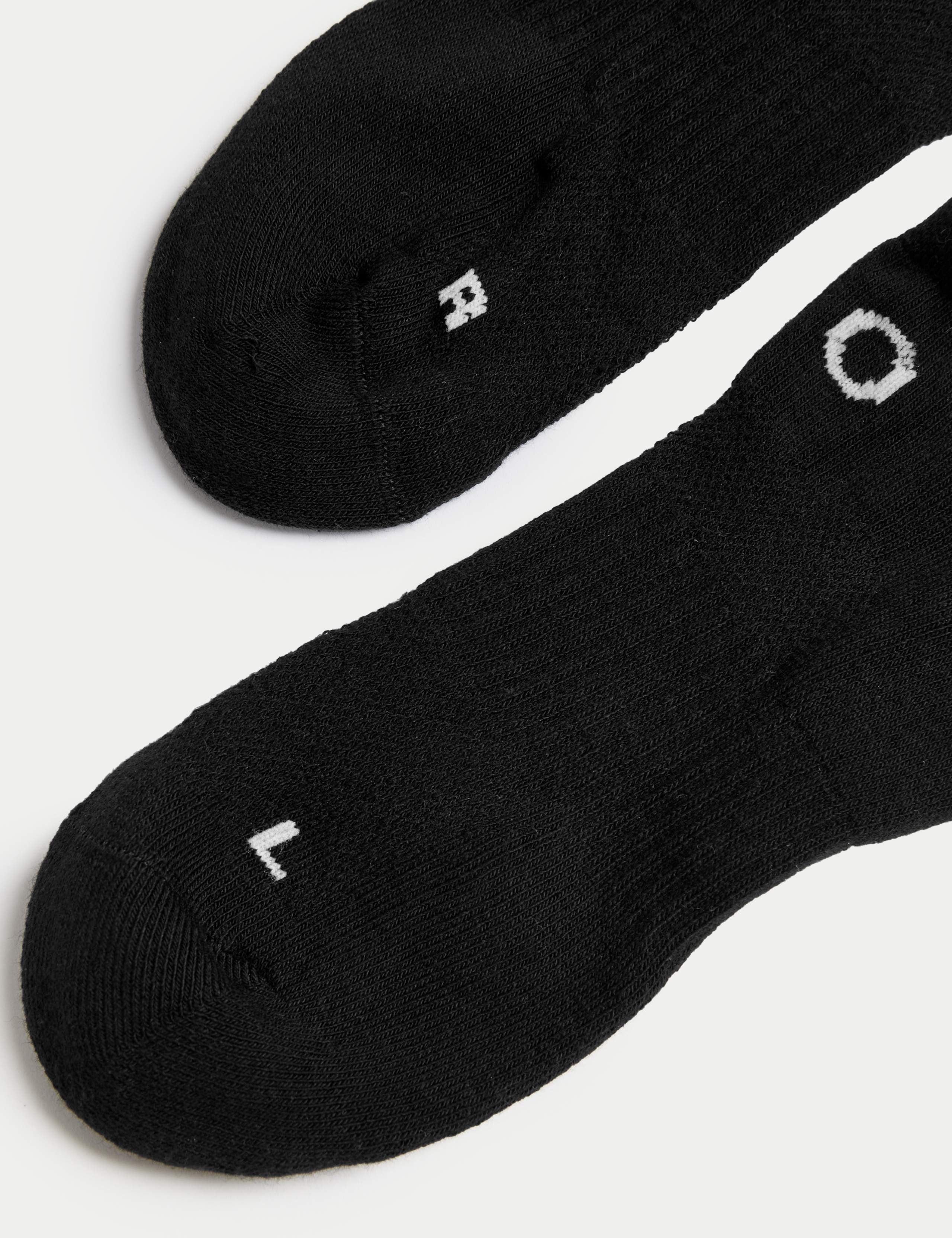 5pk Cotton Rich Trainer Liners™ 2 of 2