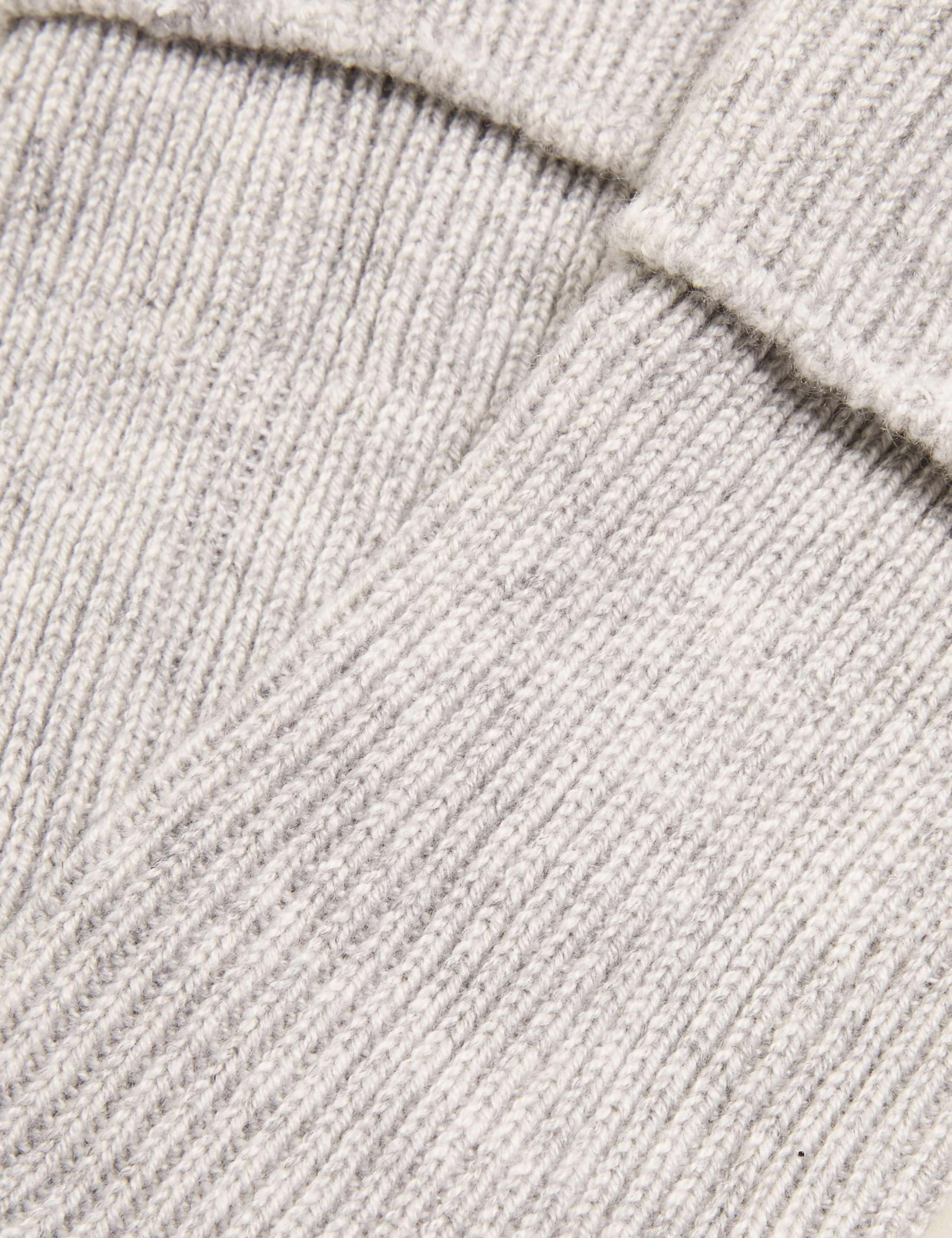 Pure Cashmere Socks 5 of 5