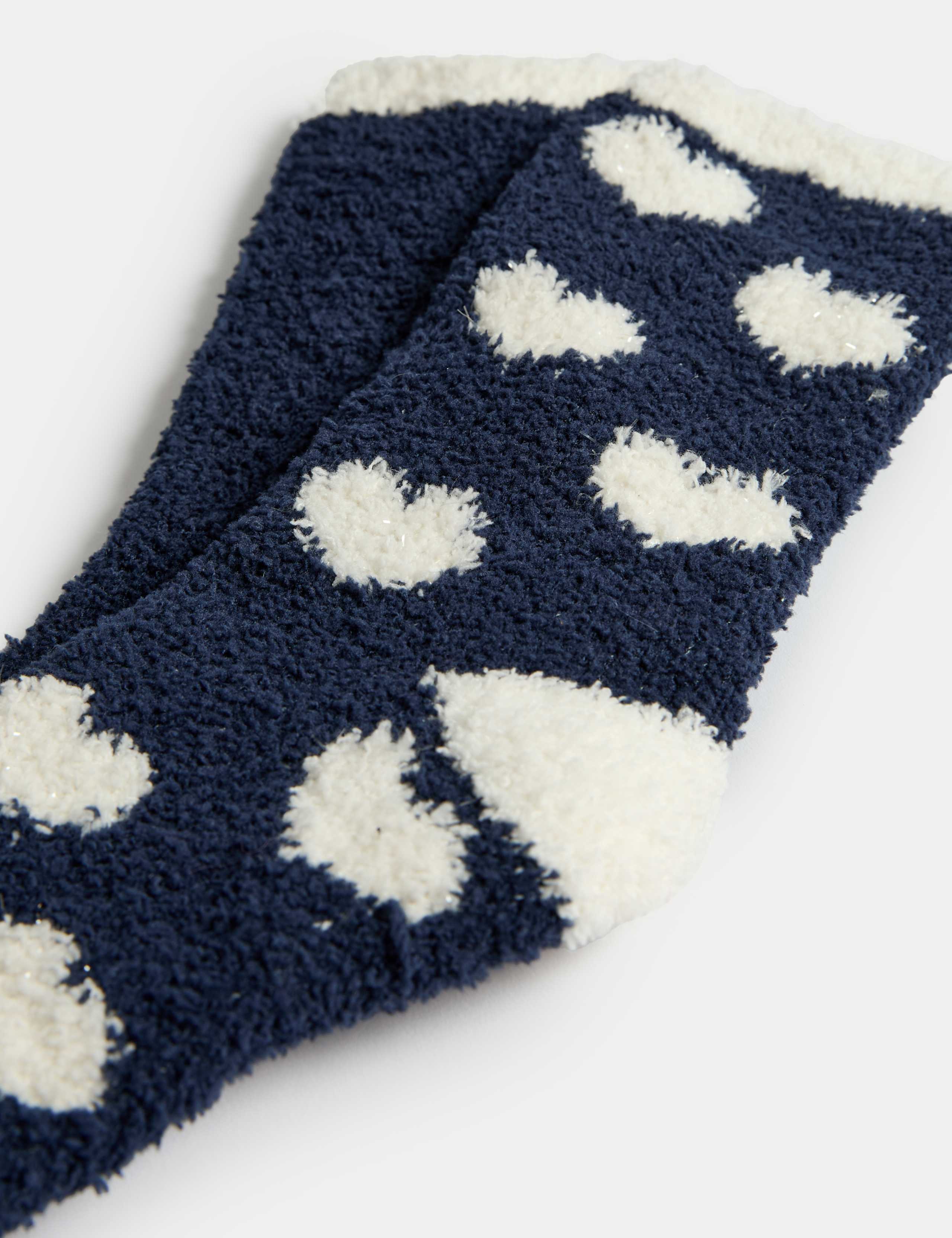 2pk Cosy Heart & Plain Fluffy Socks 2 of 2