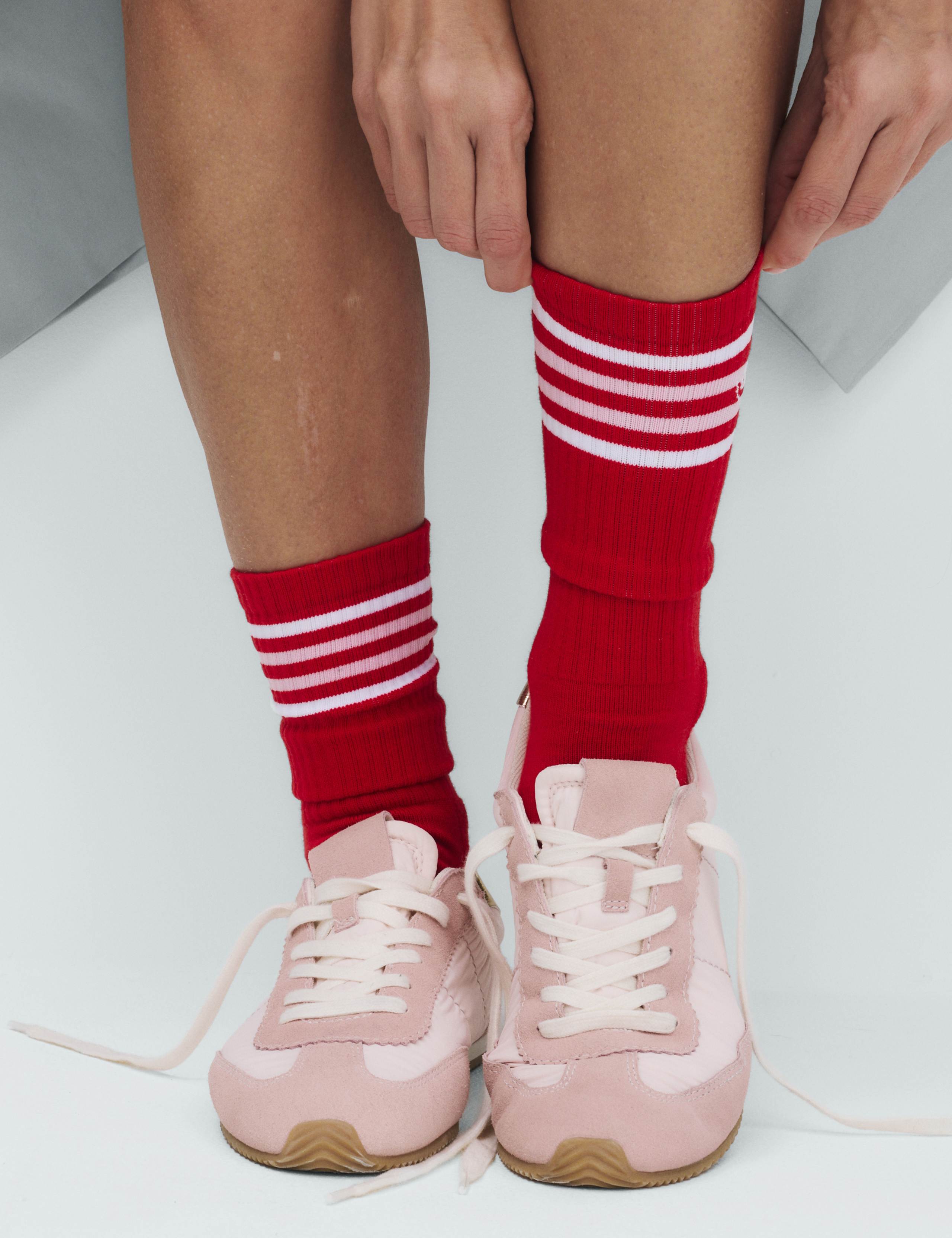 2 Pack Cotton Rich Sporty Crew Socks 3 of 5