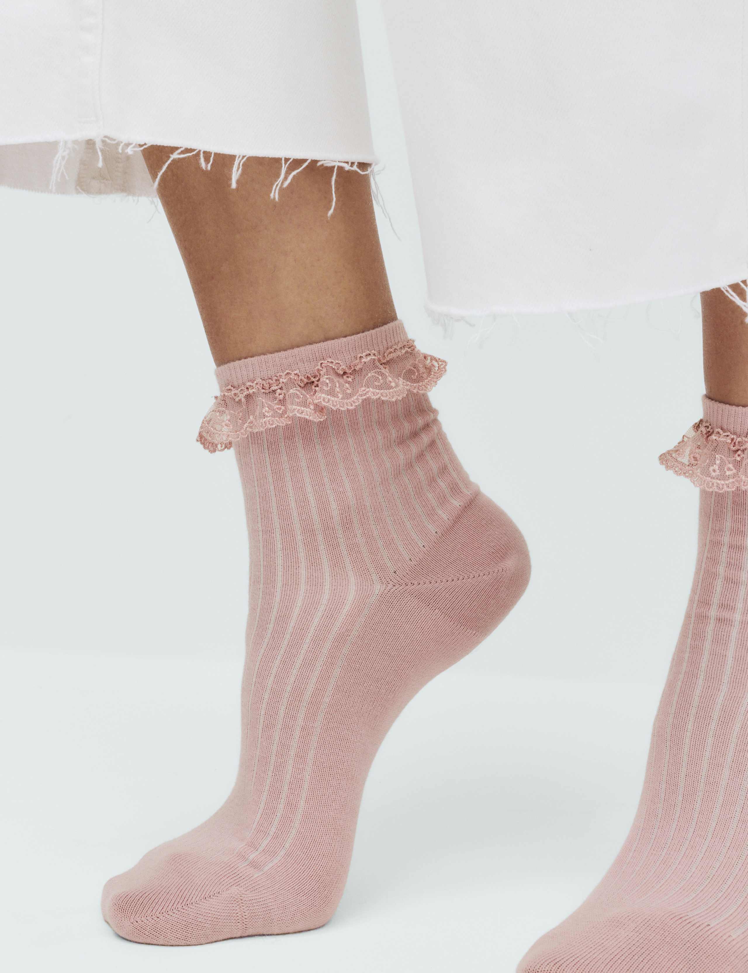 2 Pack Cotton Rich Quarter Socks 1 of 4