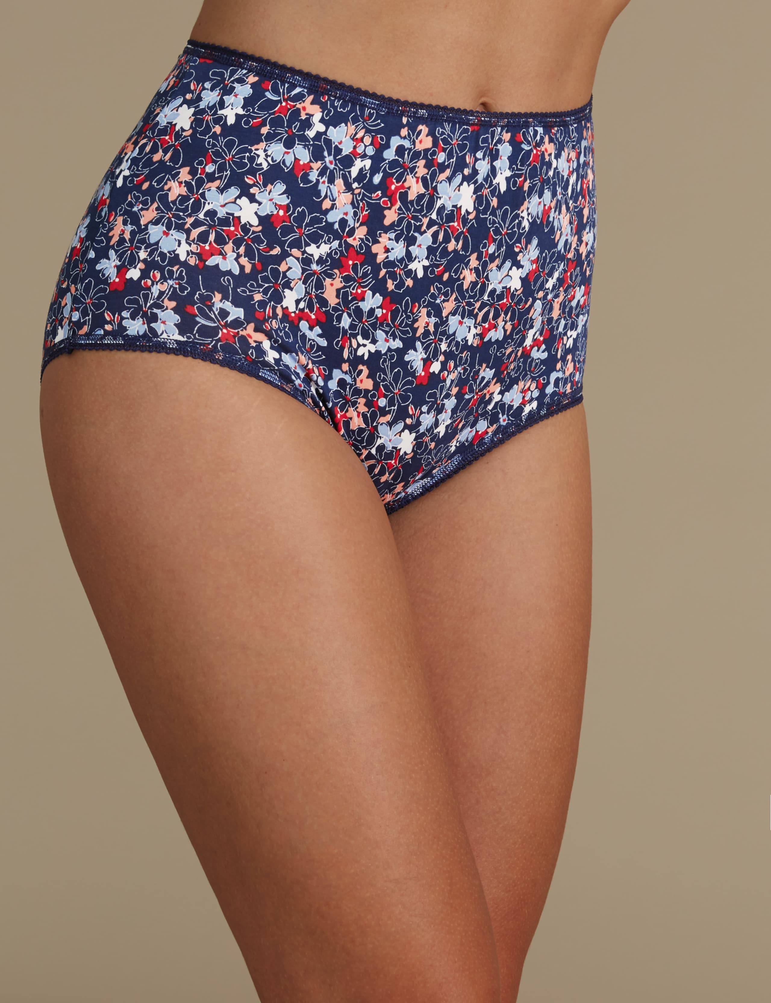 5 Pack Cotton Rich Full Briefs 2 of 4