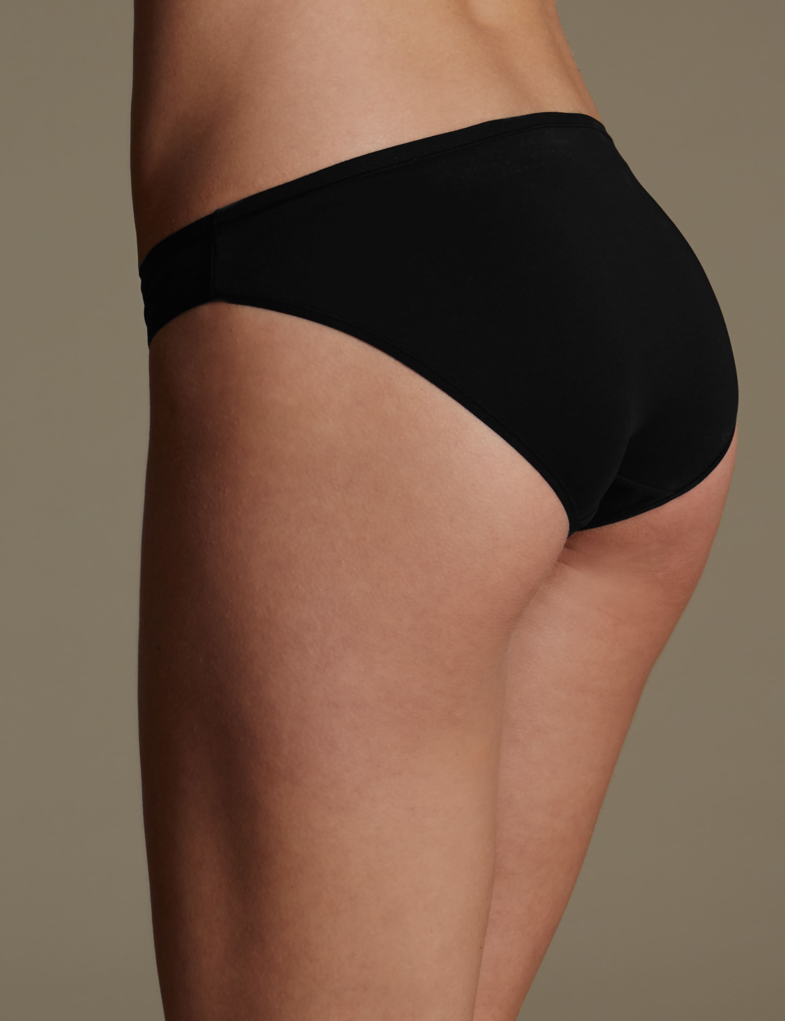 5pk Microfibre Low Rise Bikini Knickers 3 of 4