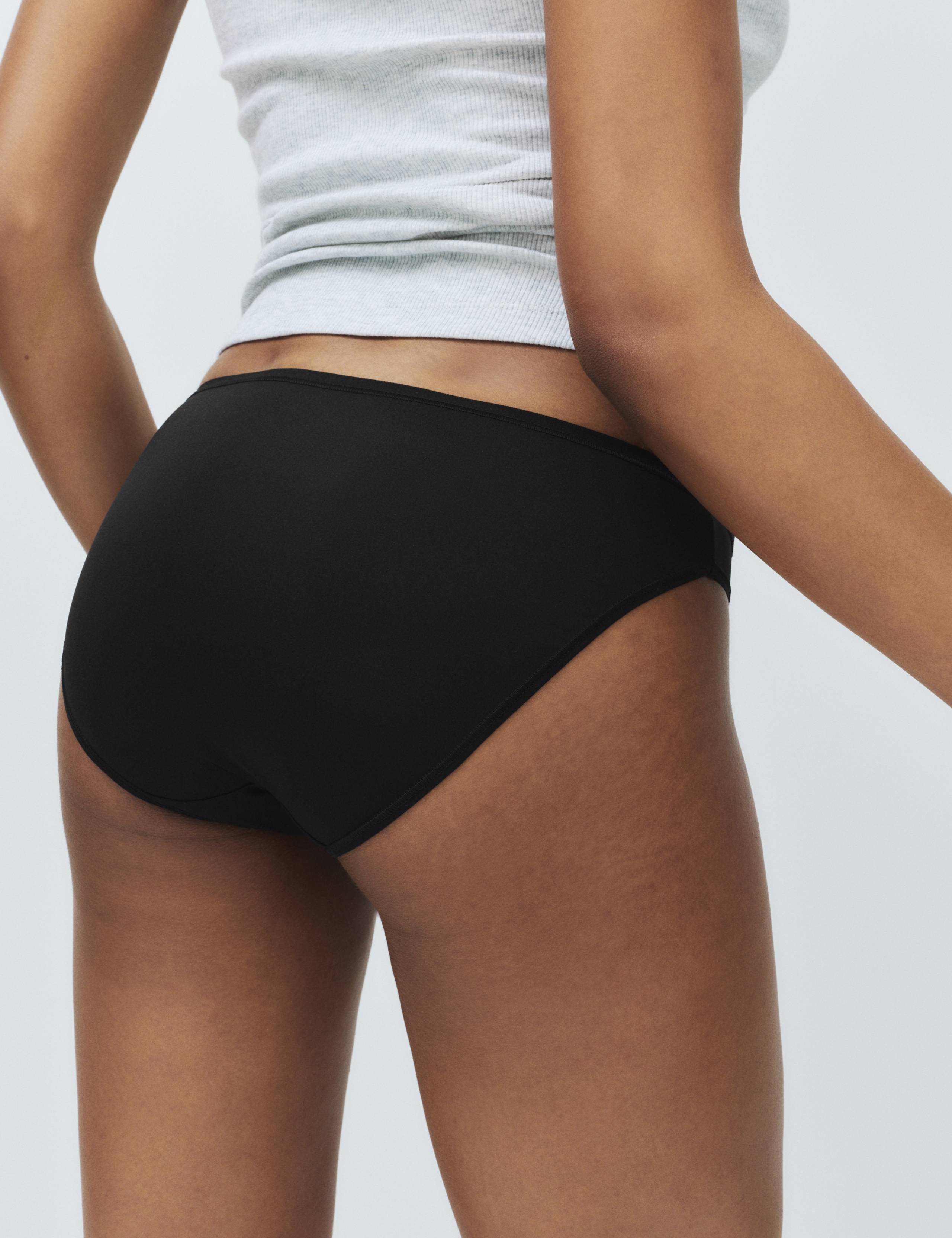 5pk Microfibre Low Rise Bikini Knickers 4 of 6