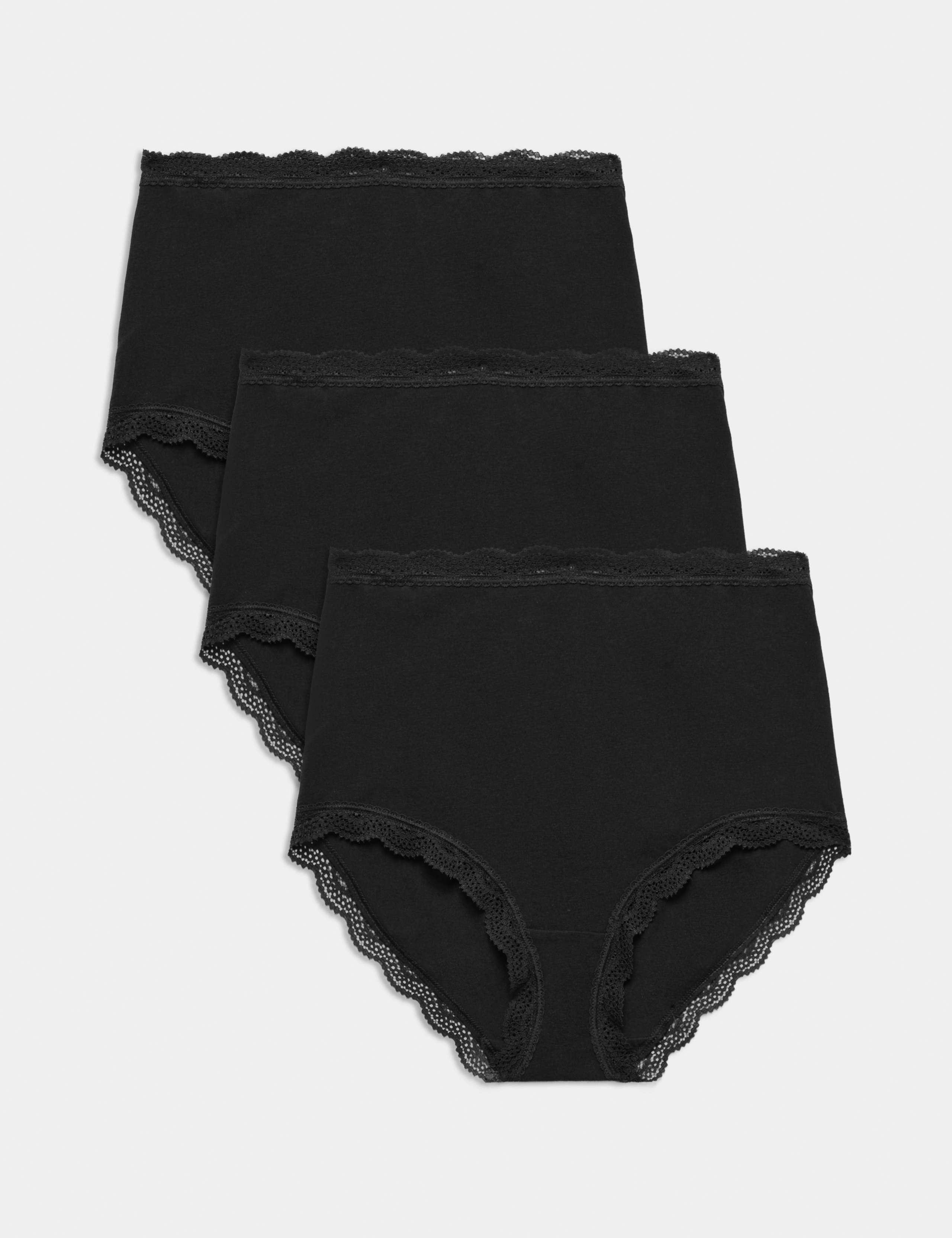 3 pack Cotton Rich Full Briefs 1 of 6