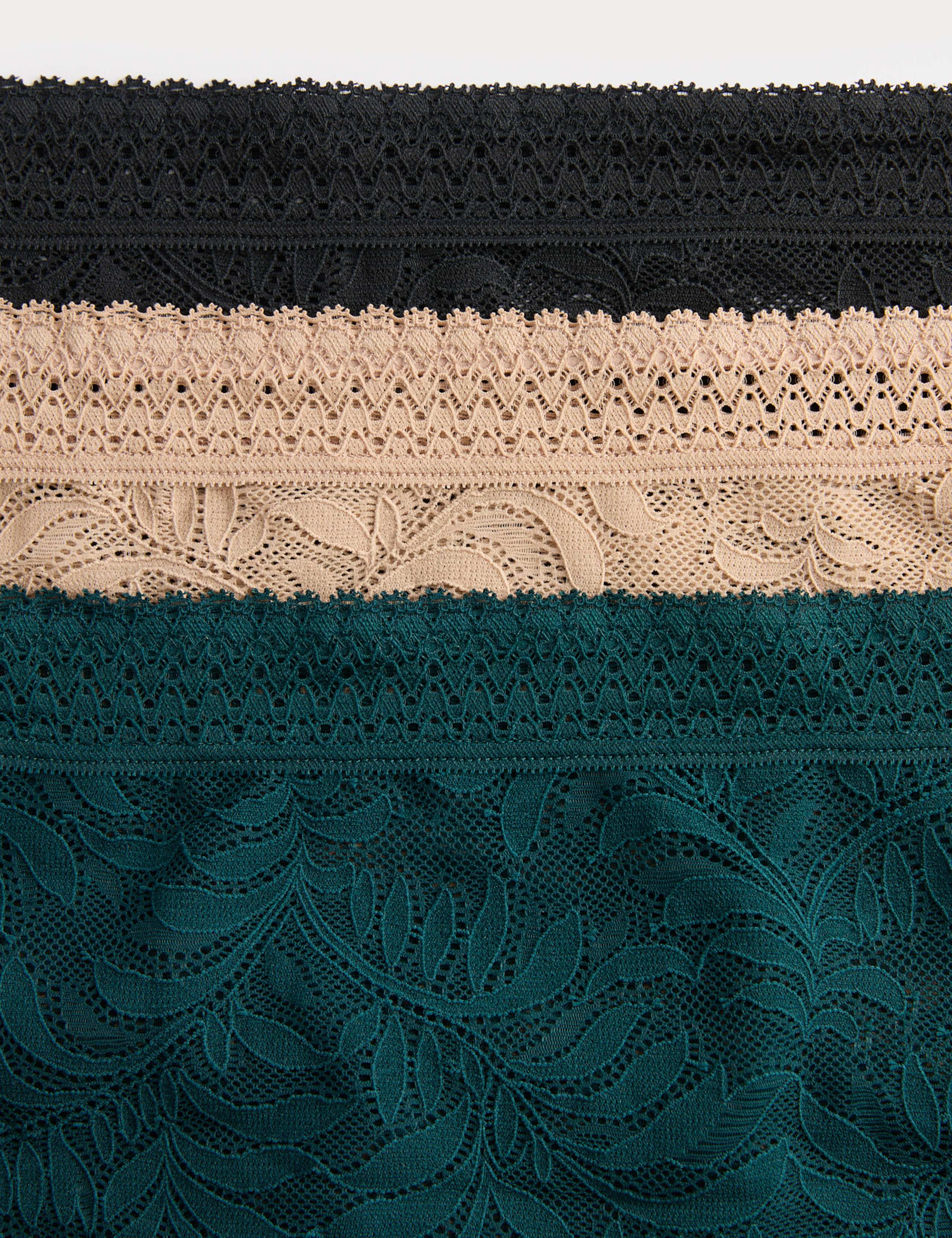 3pk Flexifit™ Lace Full Briefs 5 of 5