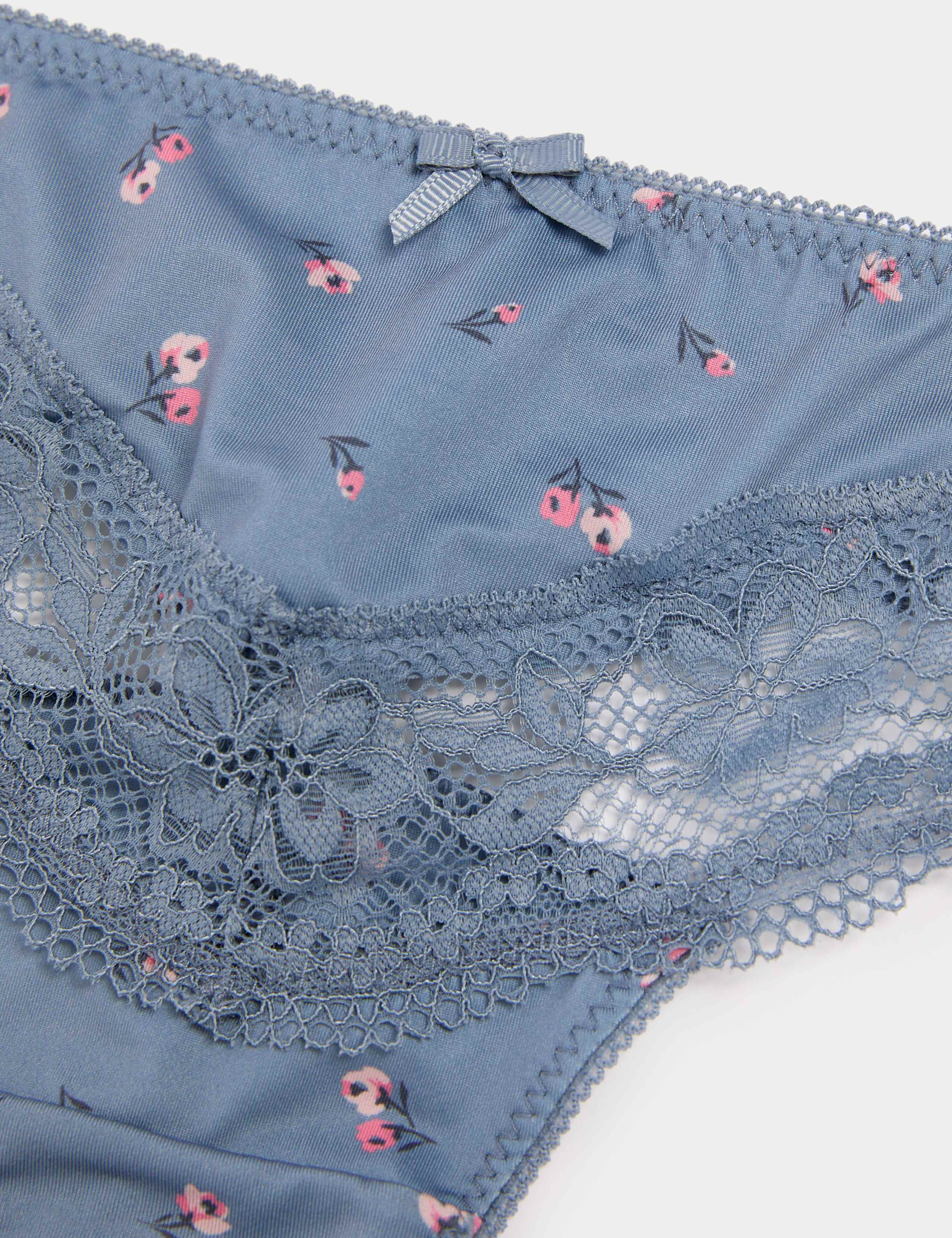 3pk Lace Trim Thongs 6 of 6