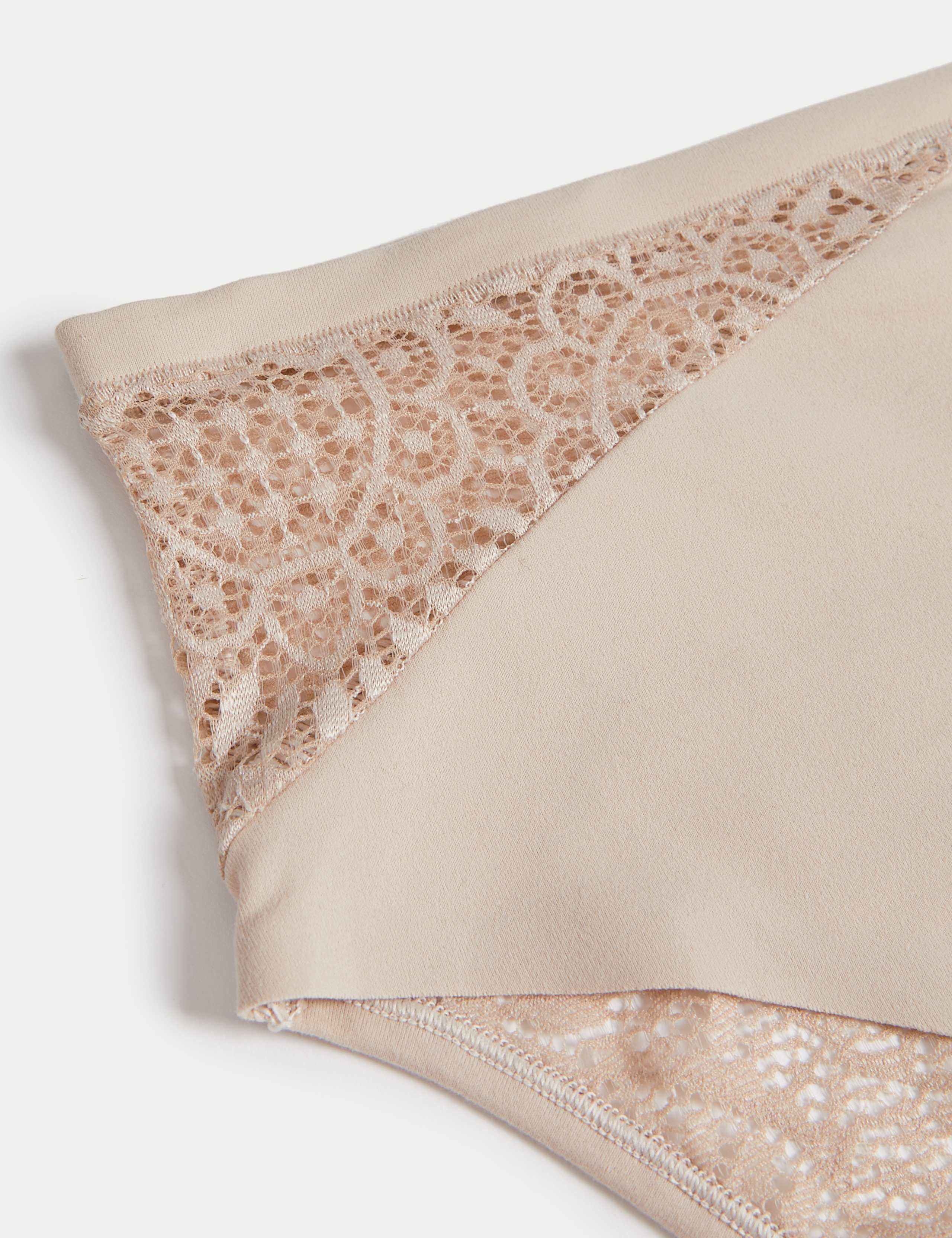 3pk Body Soft™ High Waisted Brazilian Knickers 5 of 5