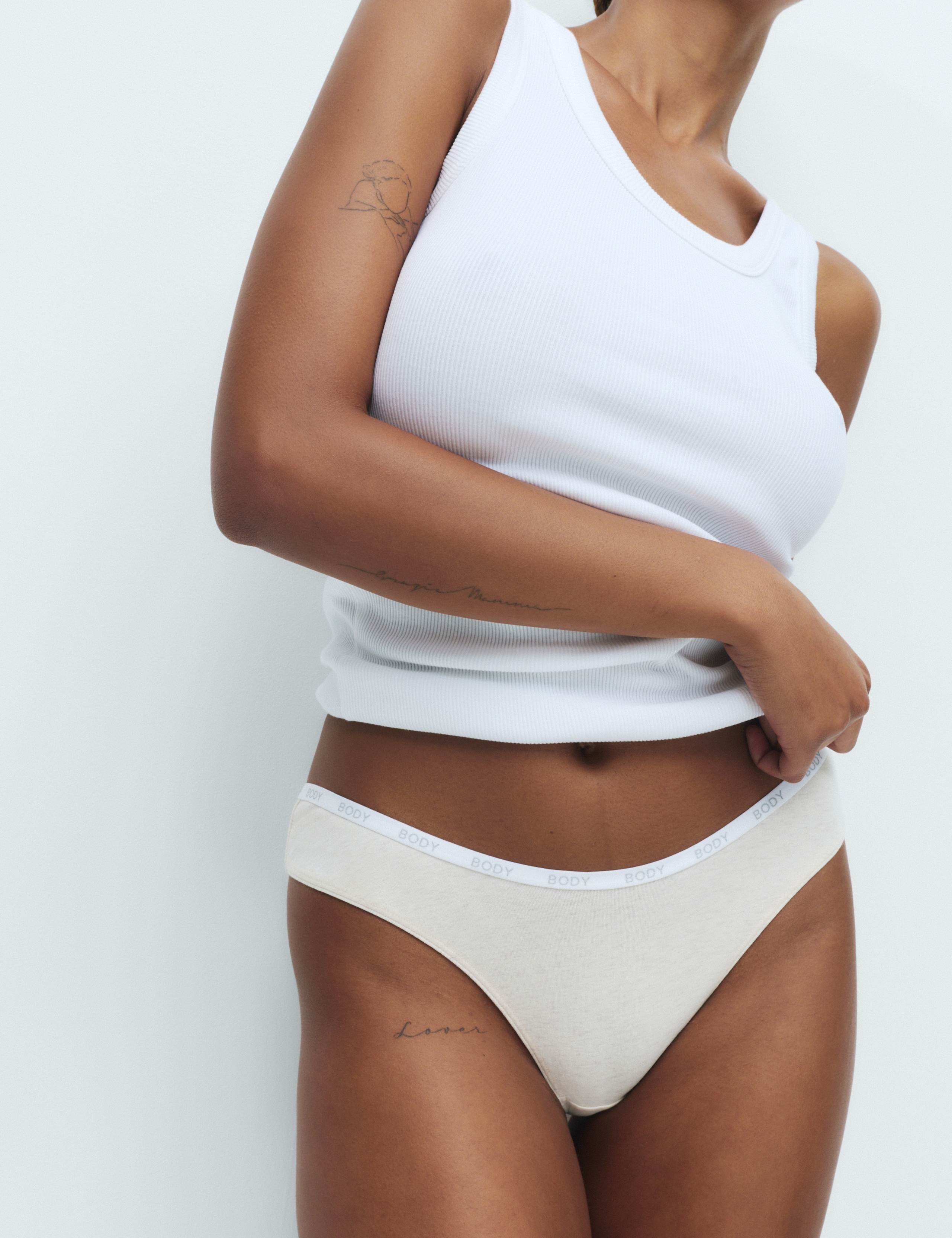 4pk Cotton Rich Low Rise Miami Knickers 2 of 4