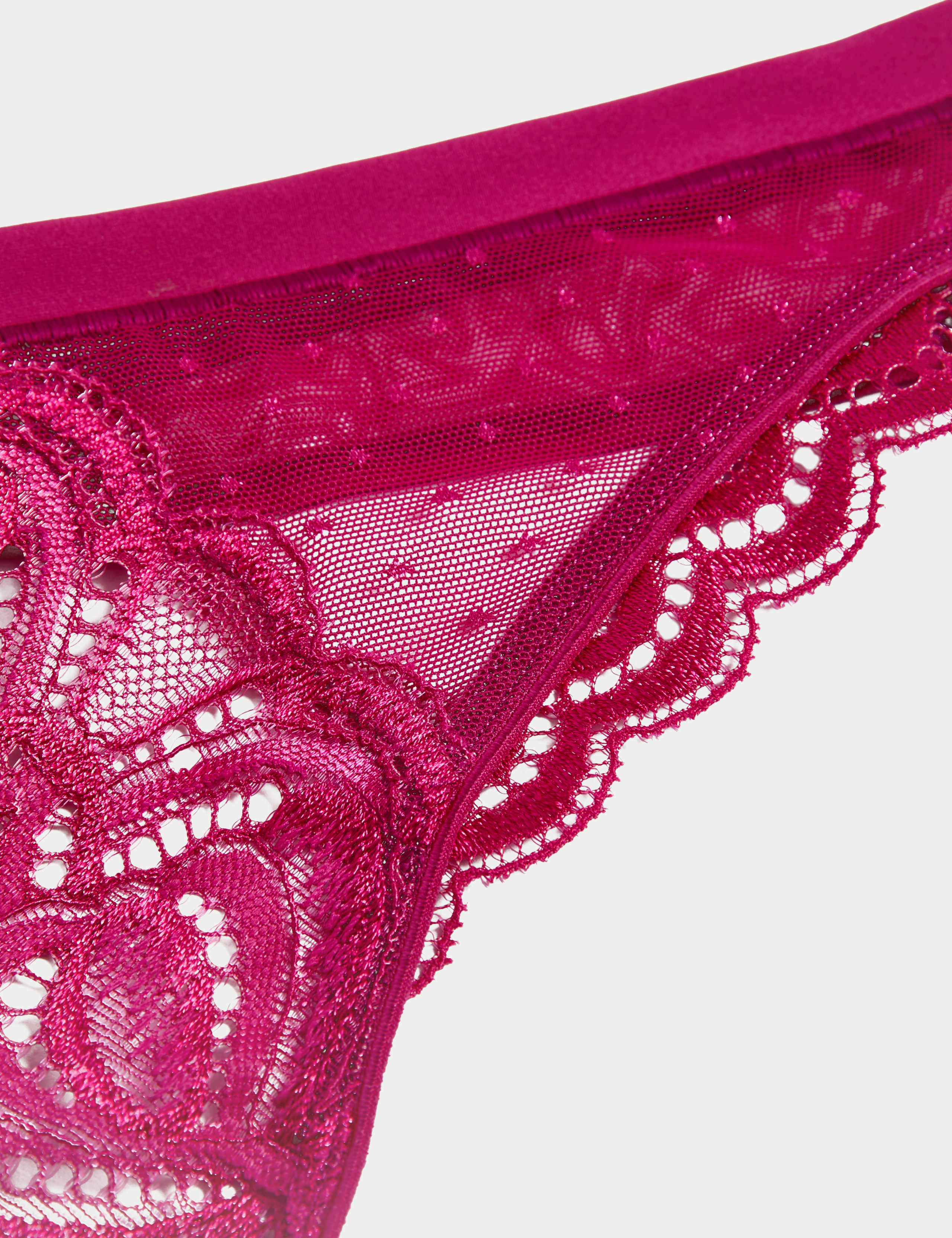 3pk Amelia Lace Thongs 5 of 5