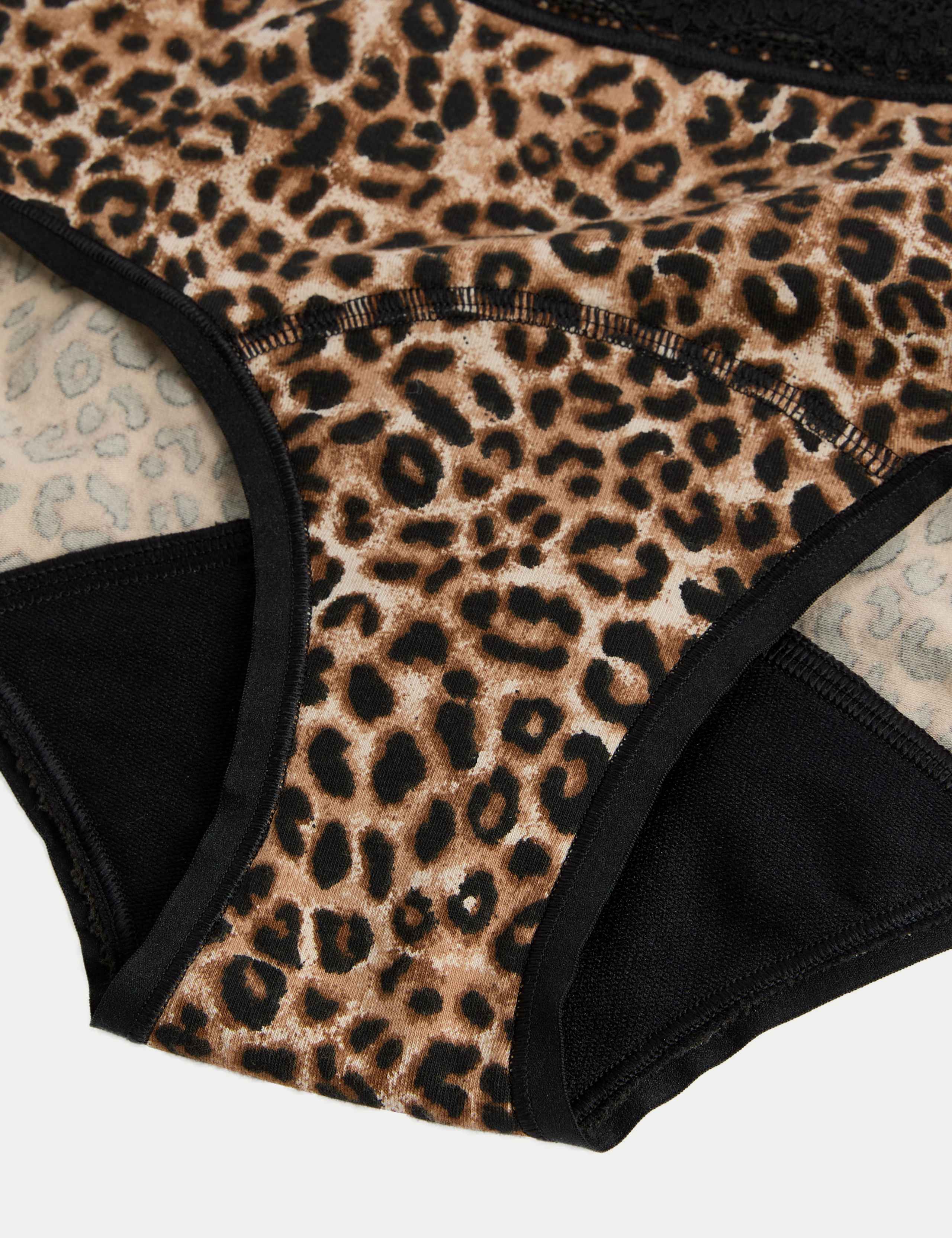 3pk Heavy Absorbency Period Knicker Shorts 5 of 6