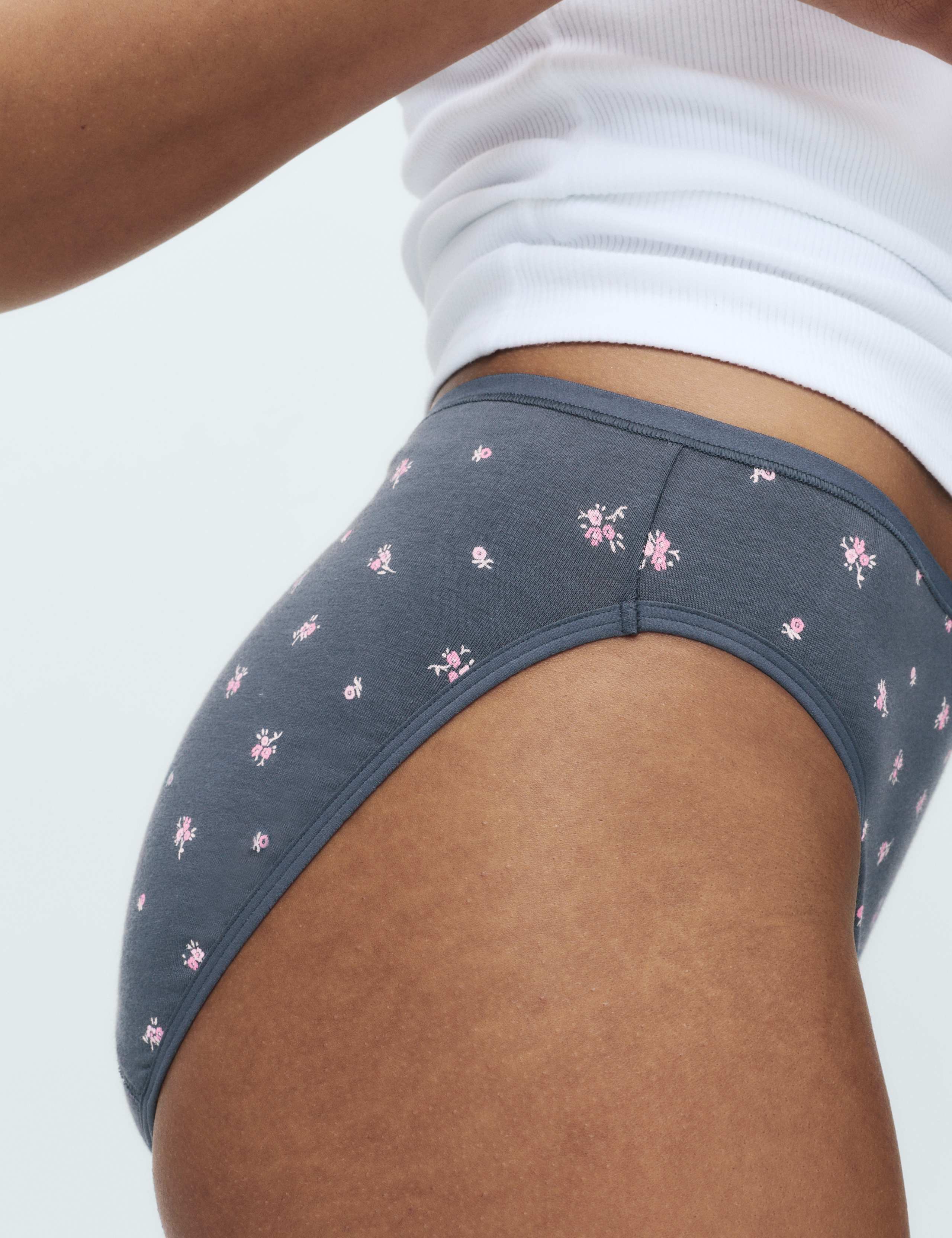 2 Pack Cotton Rich Period High Leg Knickers 3 of 6