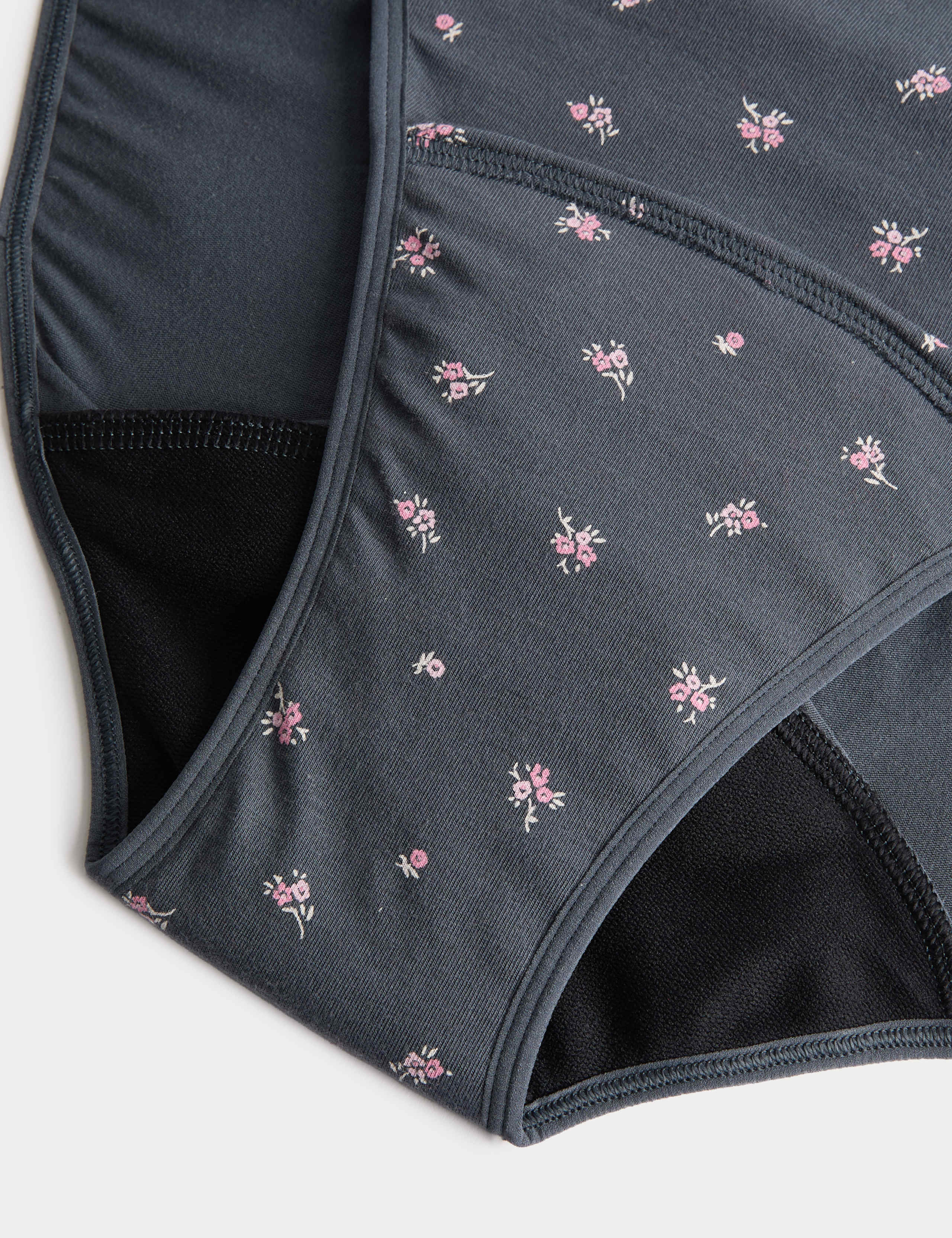 2 Pack Cotton Rich Period High Leg Knickers 5 of 6