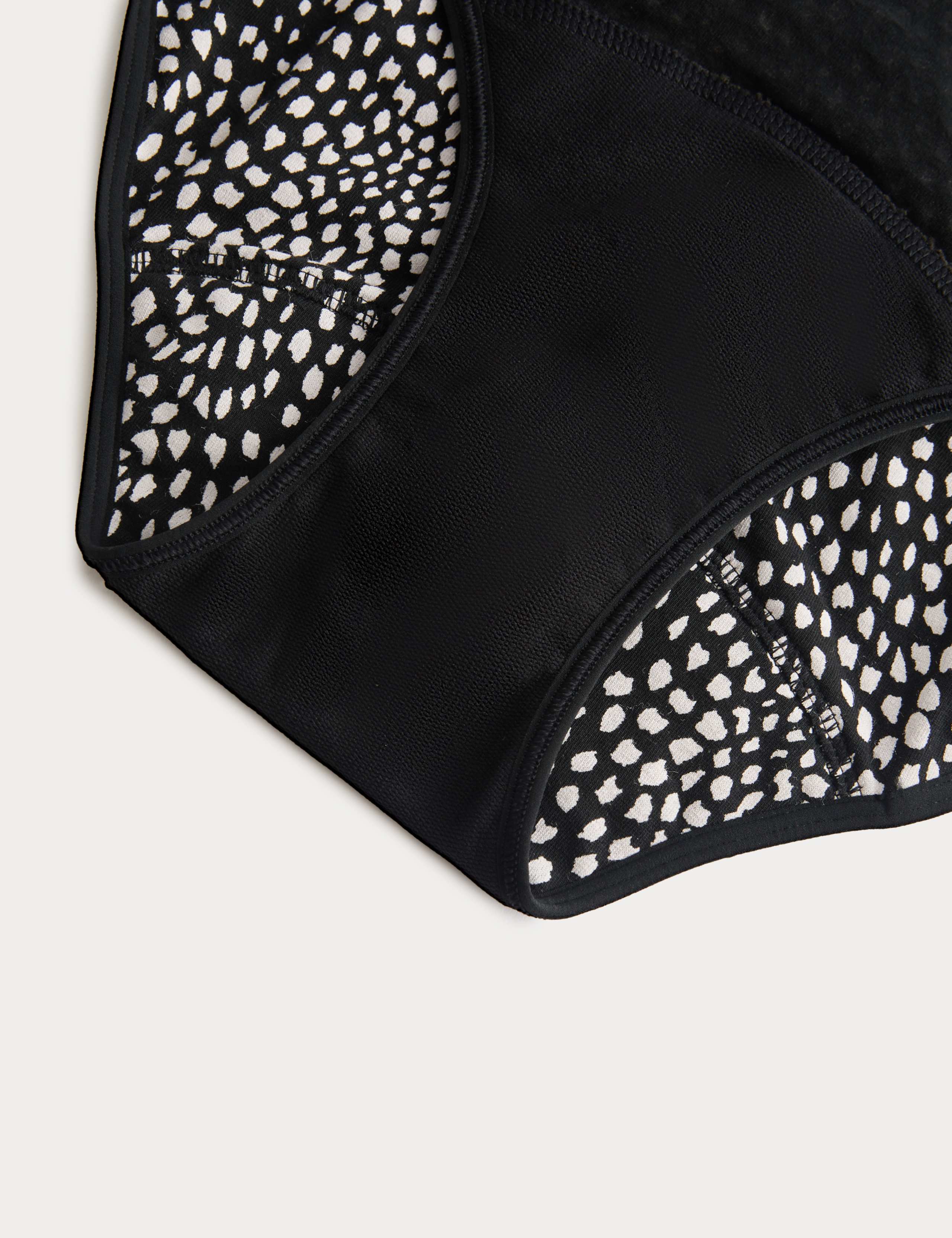 3 Pack Cotton Rich Period Bikini Knickers 7 of 7