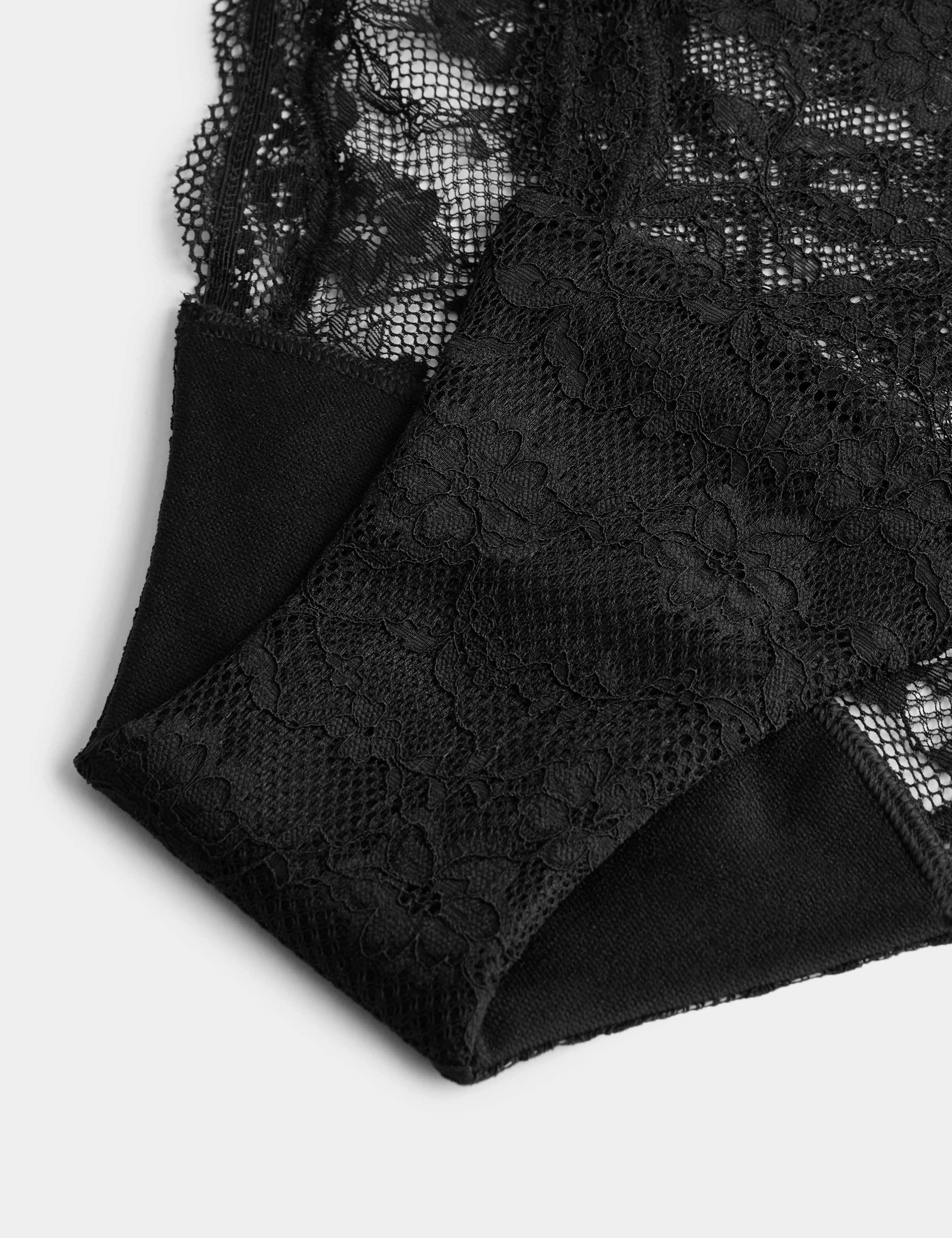 2 Pack Jasmine Lace High Leg Period Knickers 2 of 3