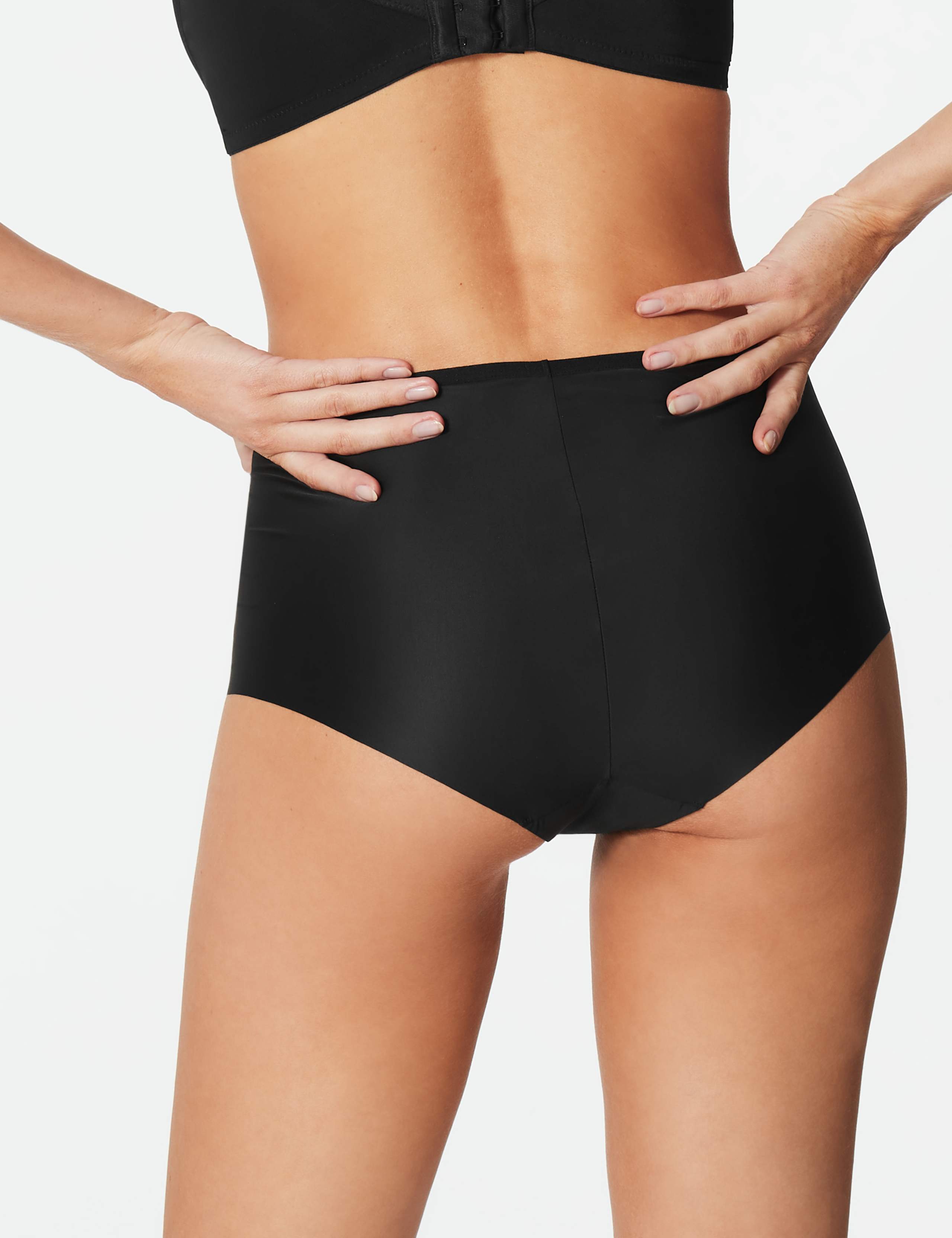 No VPL High Rise Shorts 3 of 4