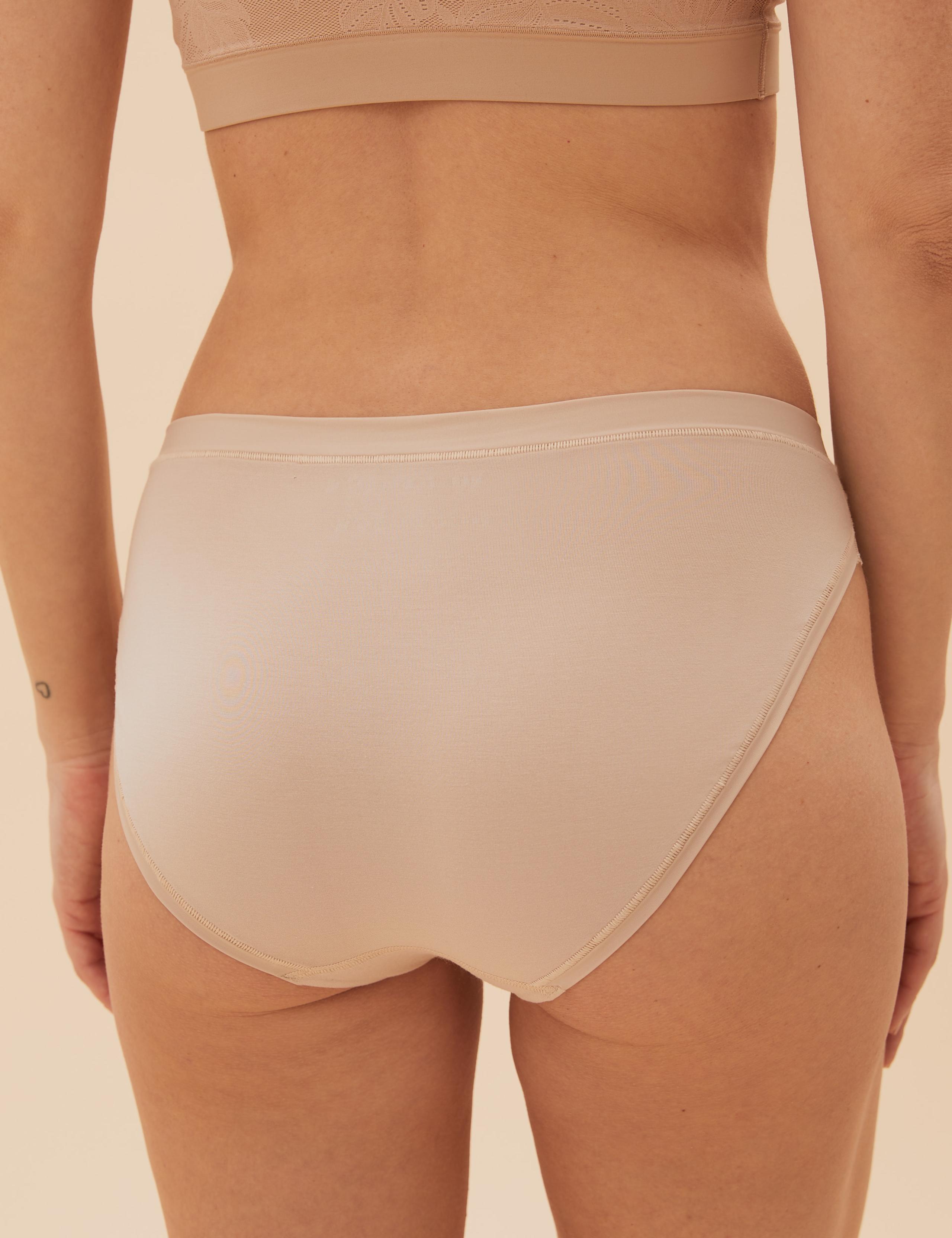 Flexifit™ Modal High Leg Knickers 3 of 4