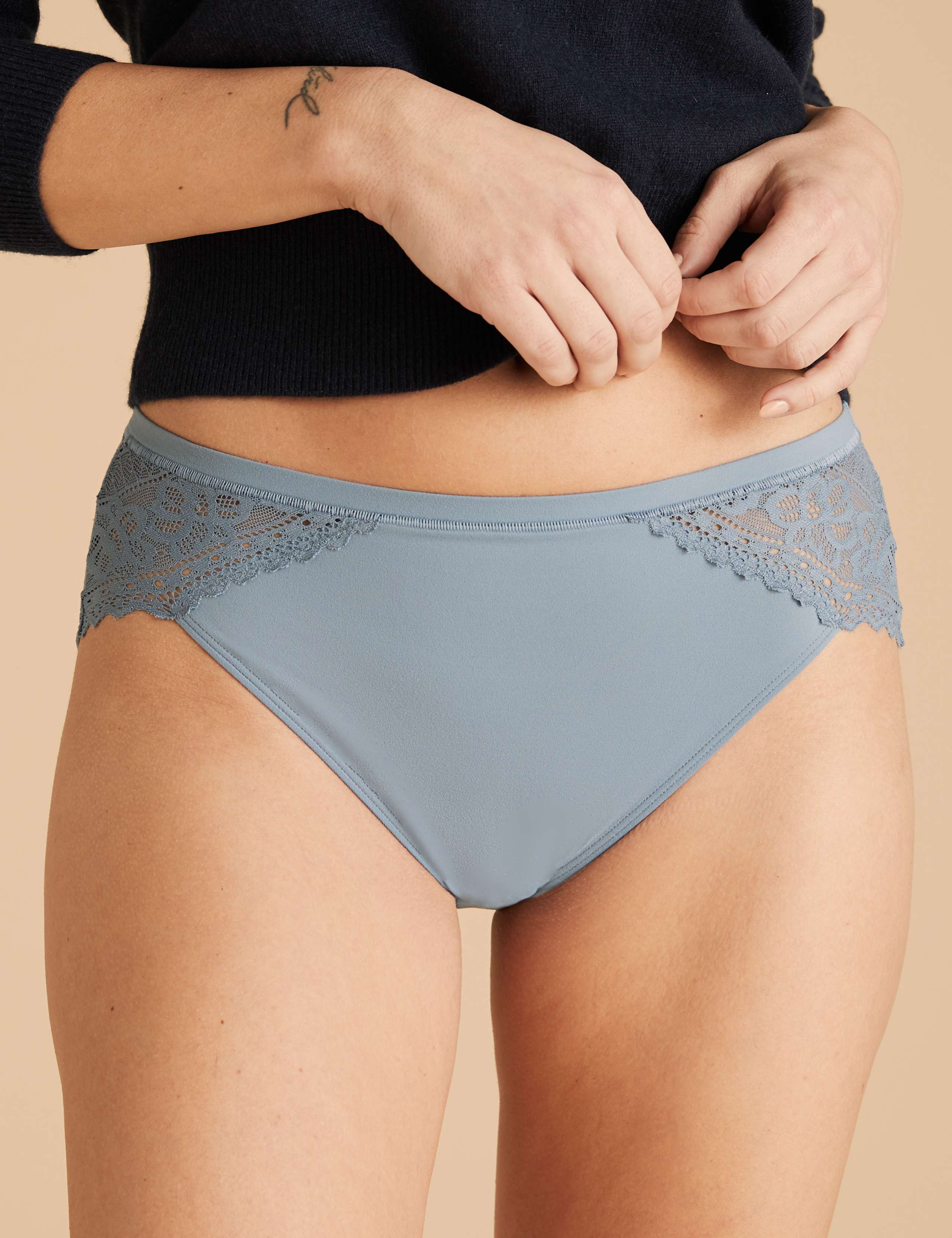Sumptuously Soft™ Lace High Leg Knickers 2 of 3