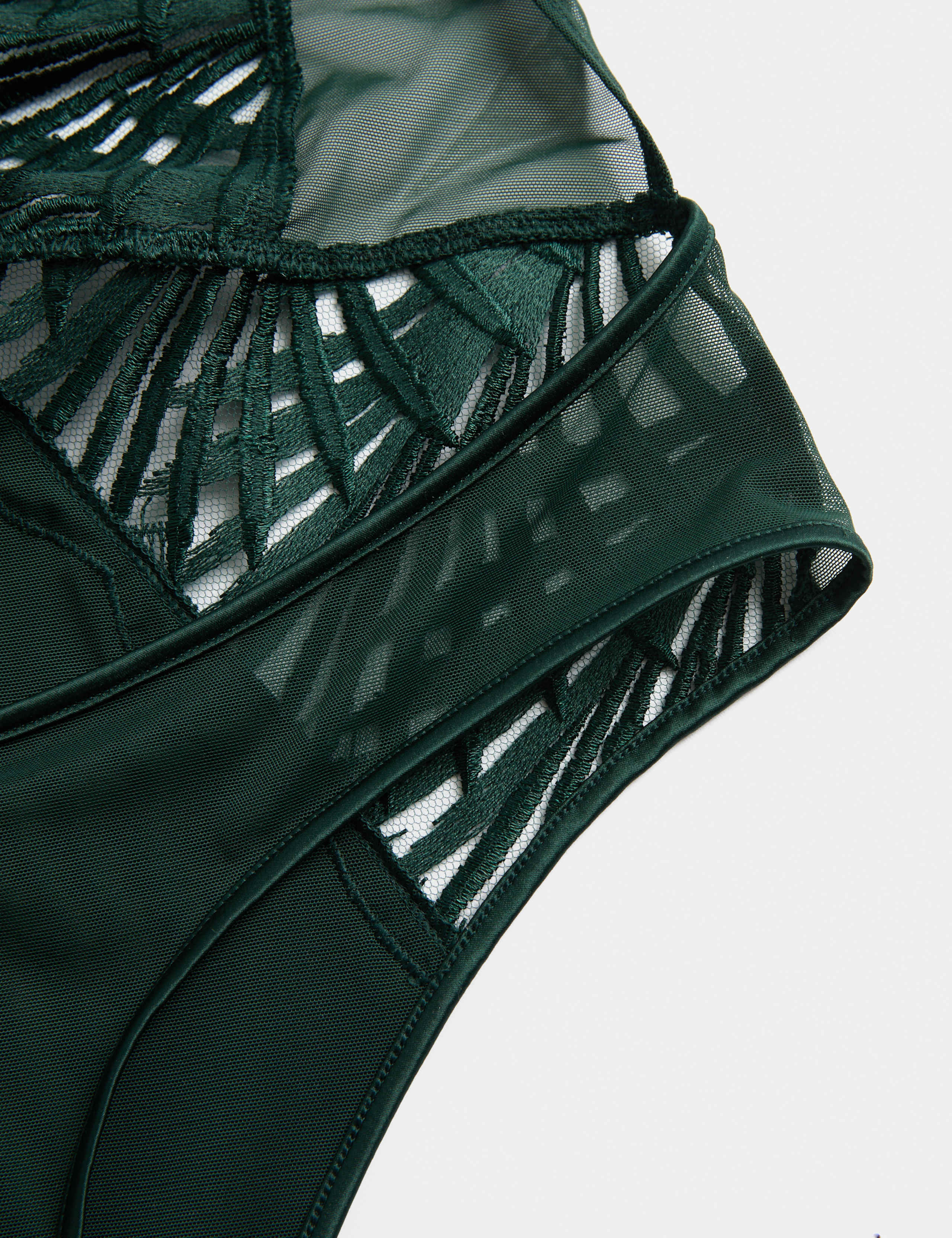 Reverie Embroidery Body 8 of 8