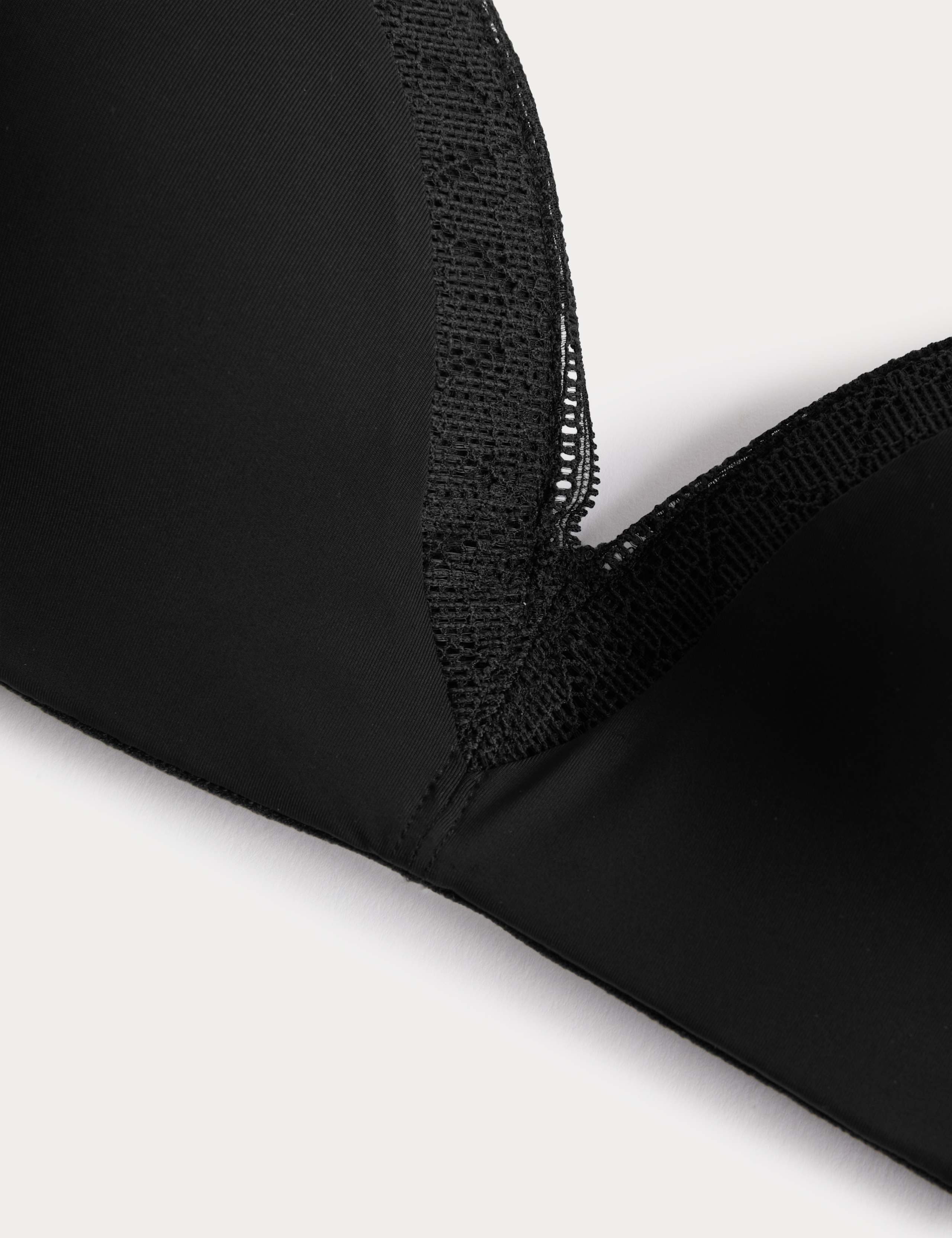 Boston Non Wired Plunge Bra A-E 6 of 7