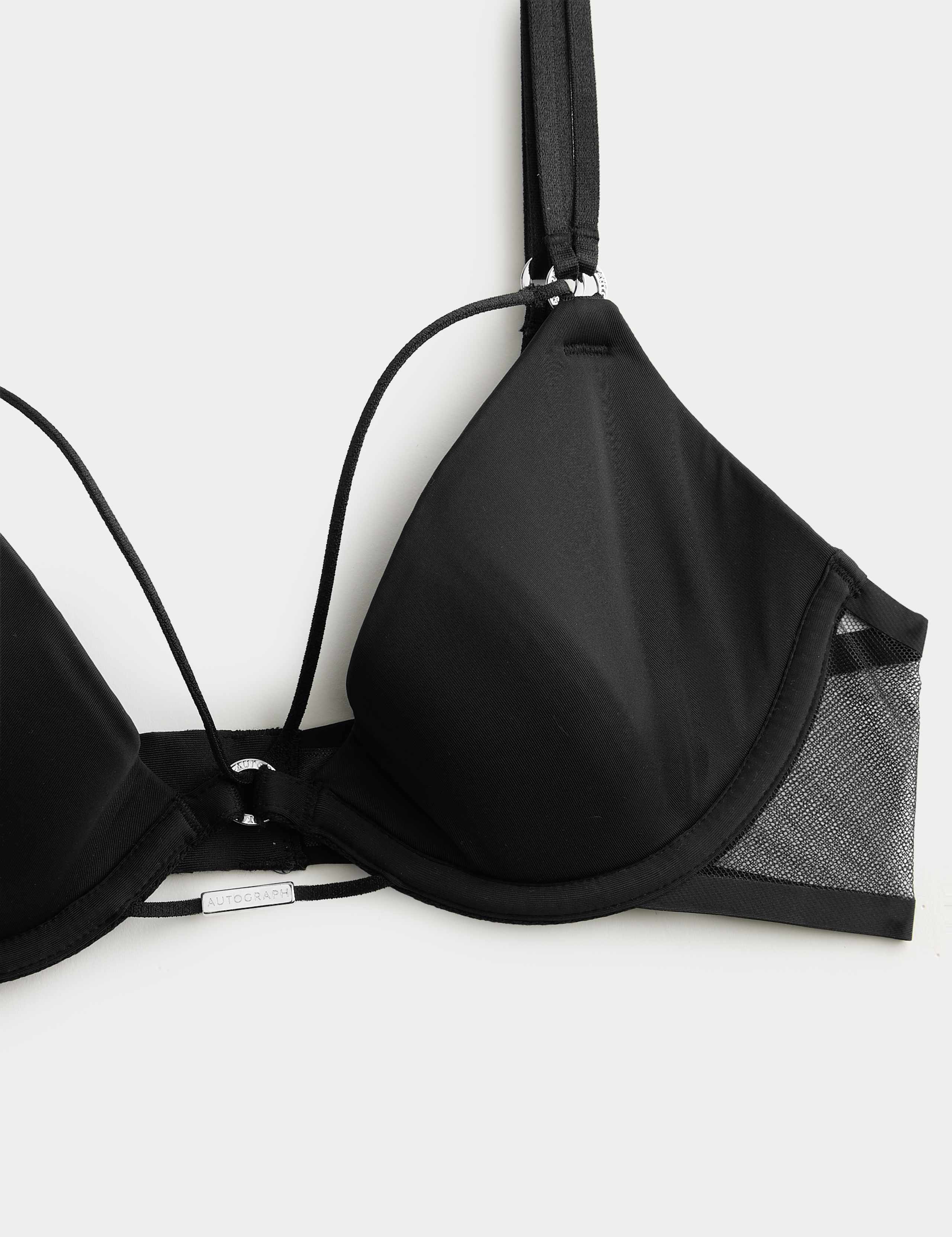 Black Label Smoothing Wired Plunge Bra A-E 7 of 8