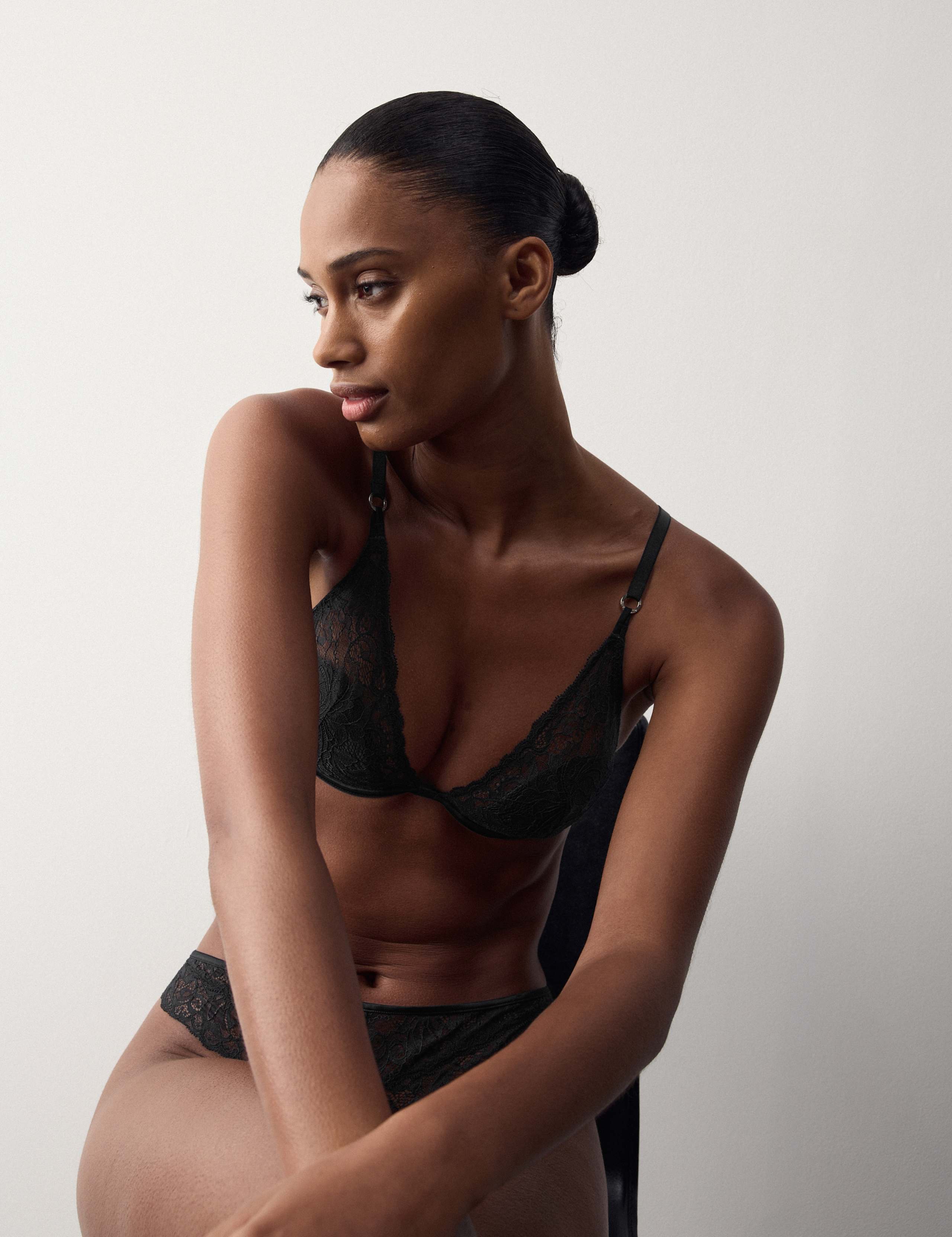 Lace with Silk Wired Plunge Bra (A-E) 1 of 6