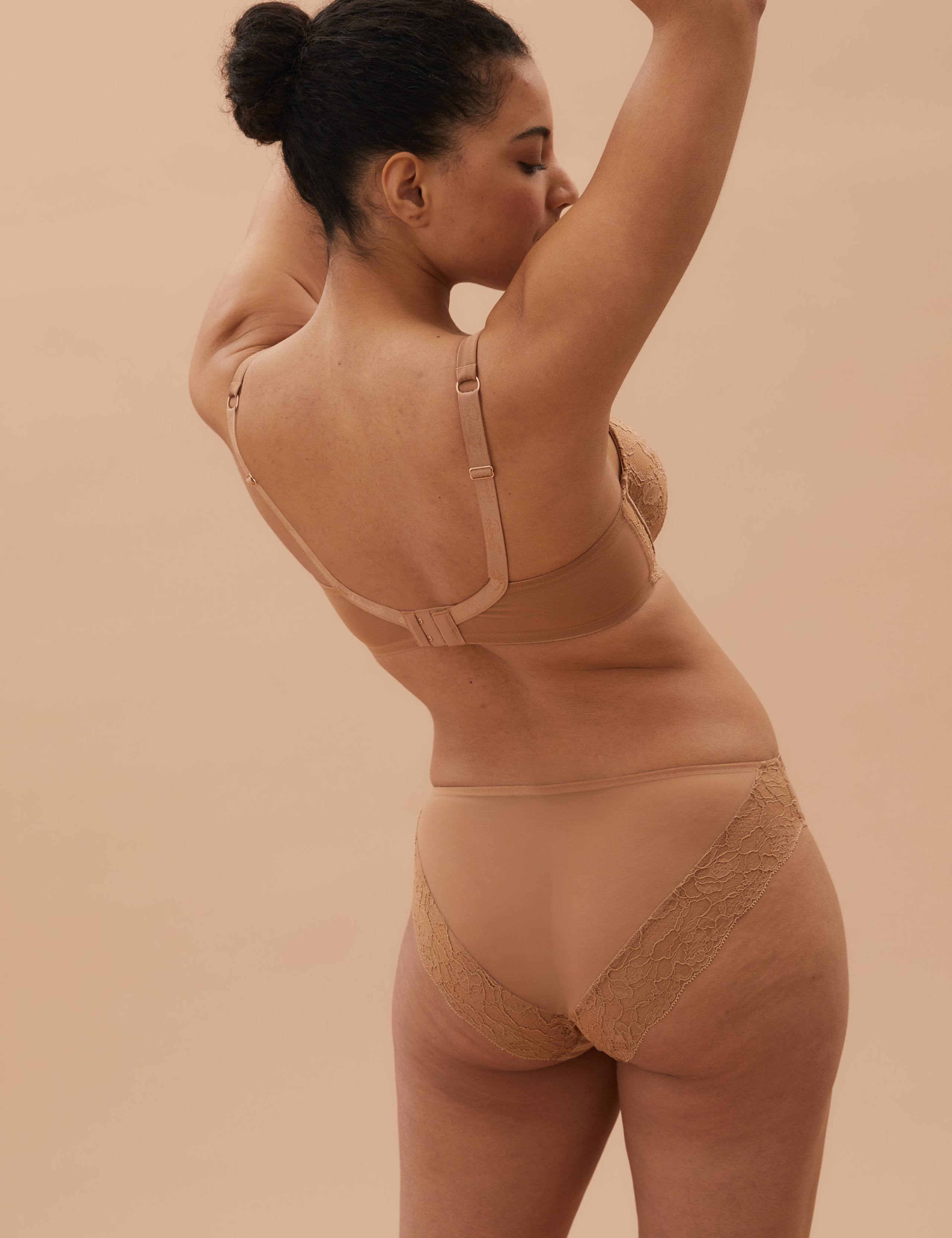 Silk & Lace Wired Full Cup Bra A-E 4 of 7