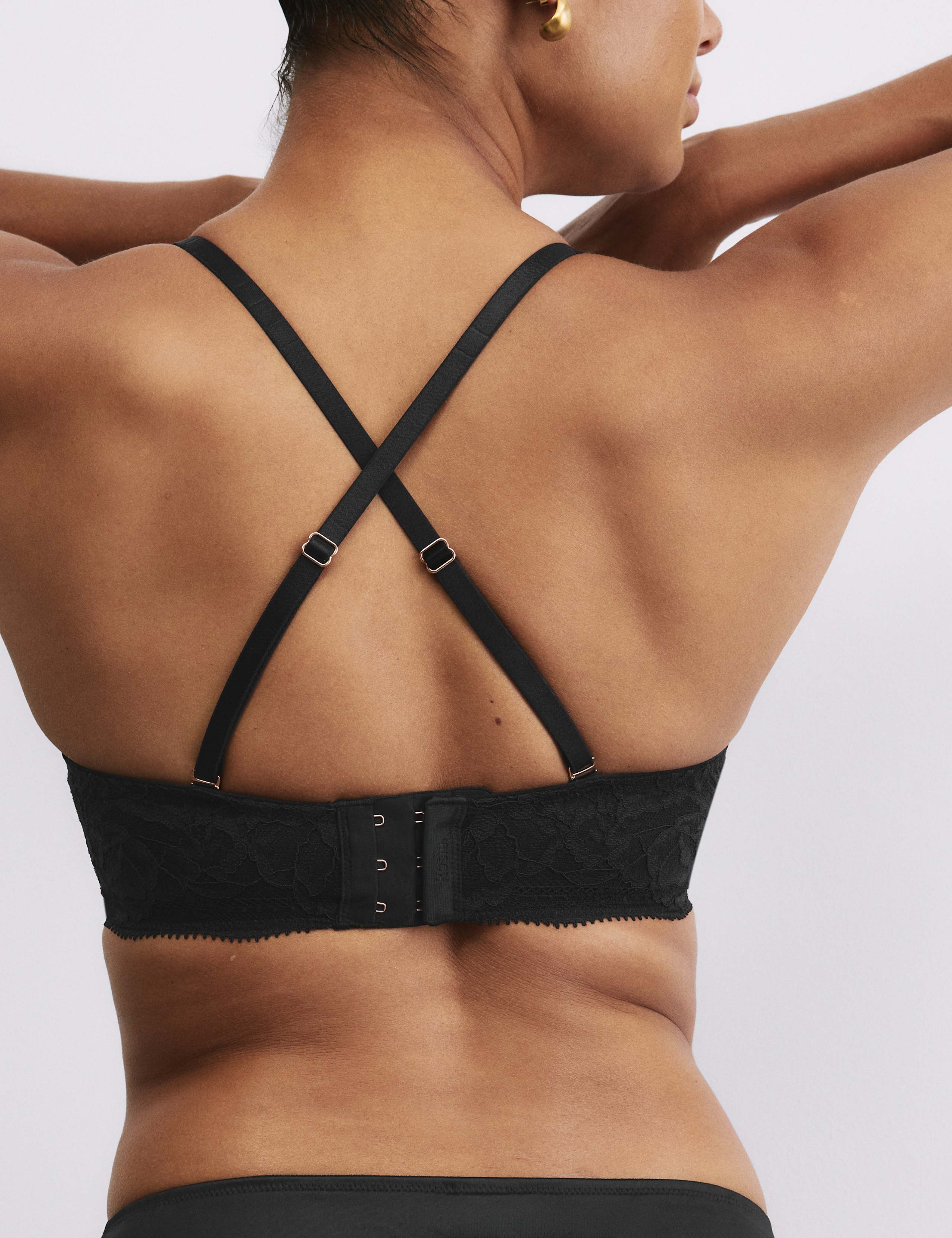 ContourWear Wired Multiway Bra A-E 5 of 8