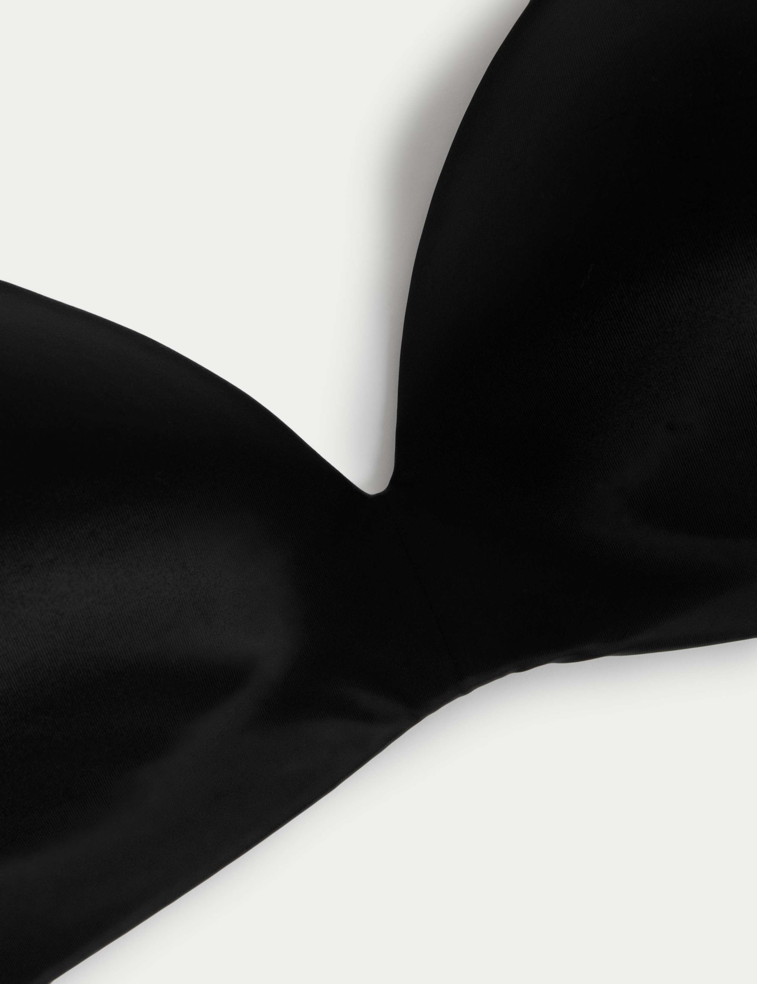ContourWear Non Wired Plunge Bra A-E 5 of 6