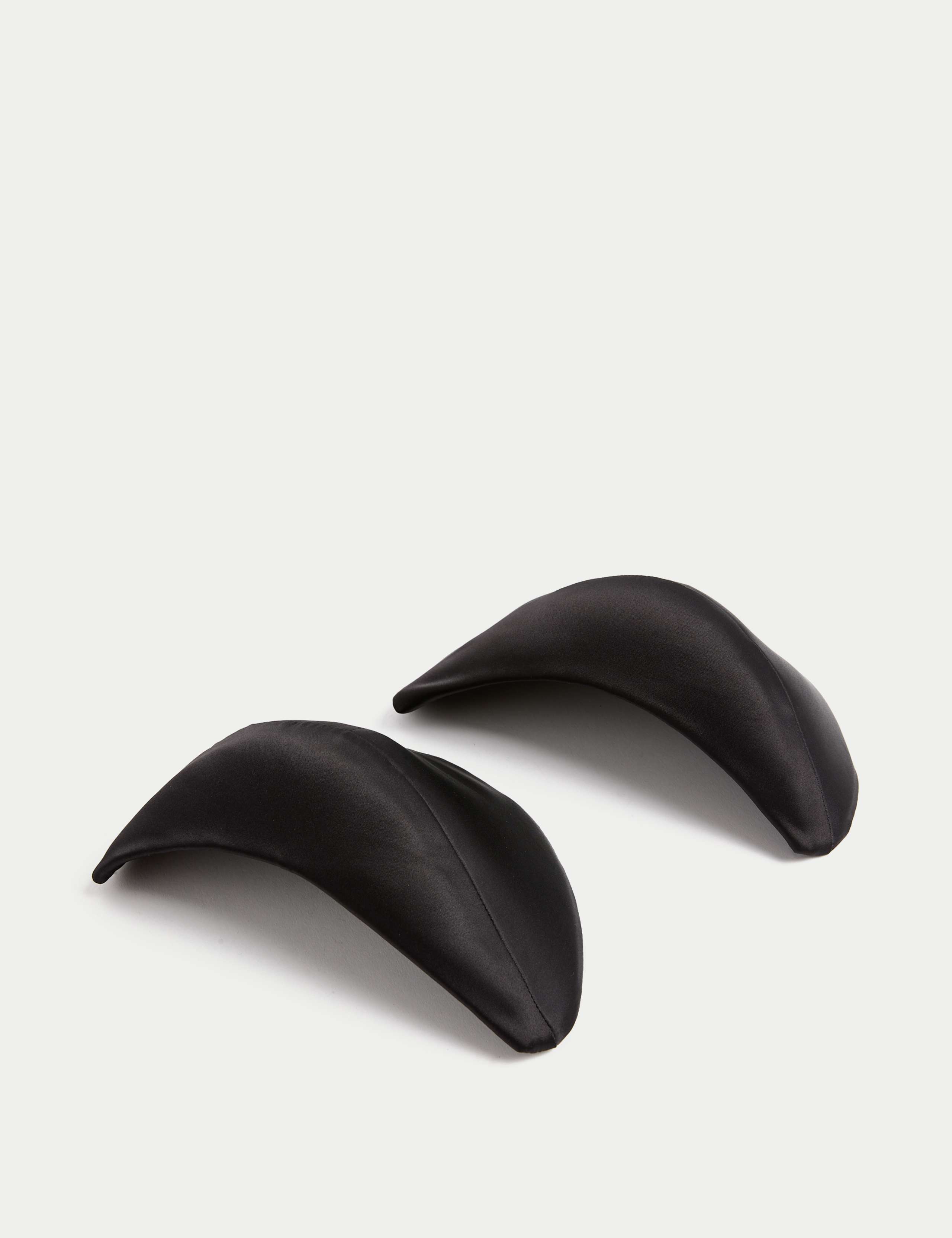 Shoulder Pads 2 of 5