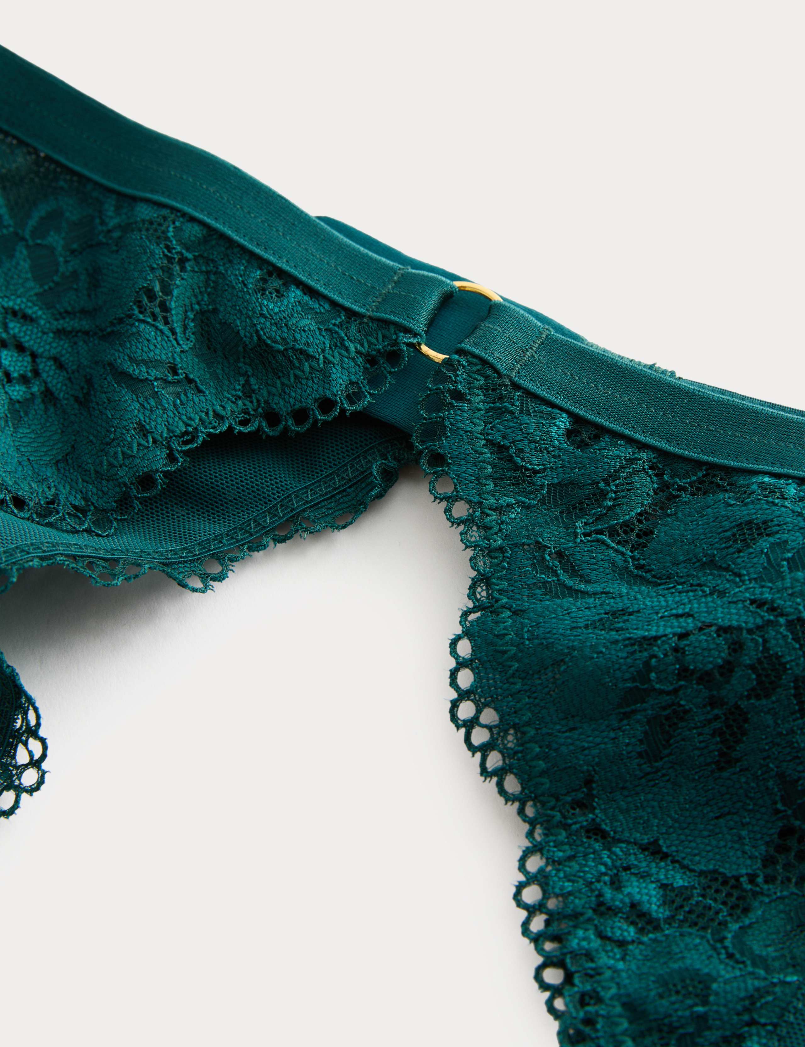 Vera Lace Suspender 6 of 6