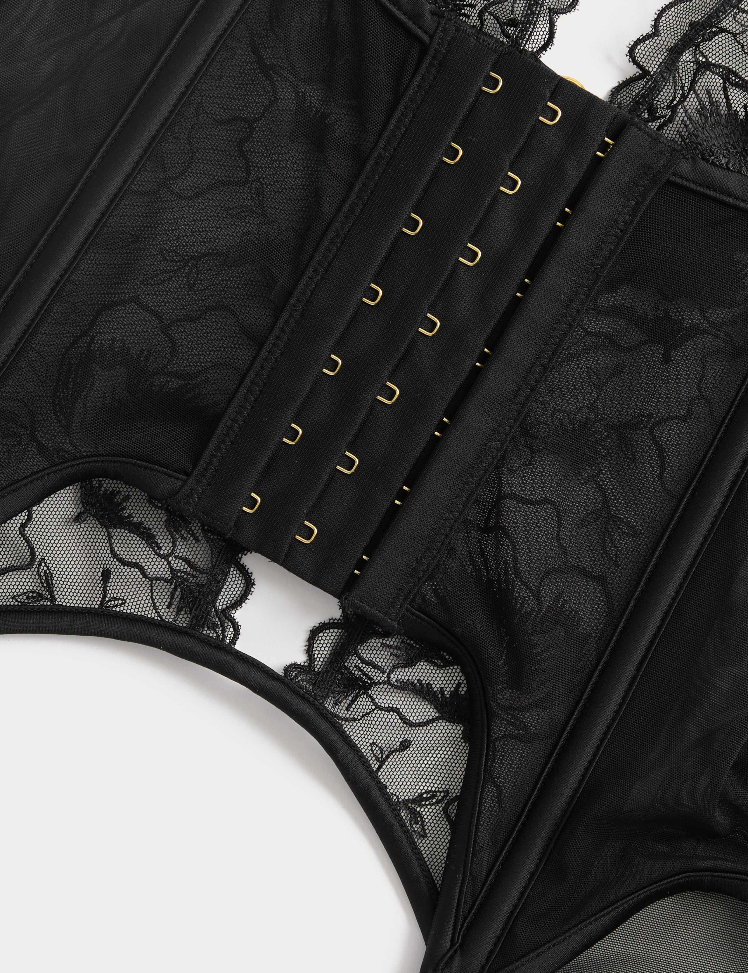 Arianna Embroidery Non Wired Basque 7 of 7