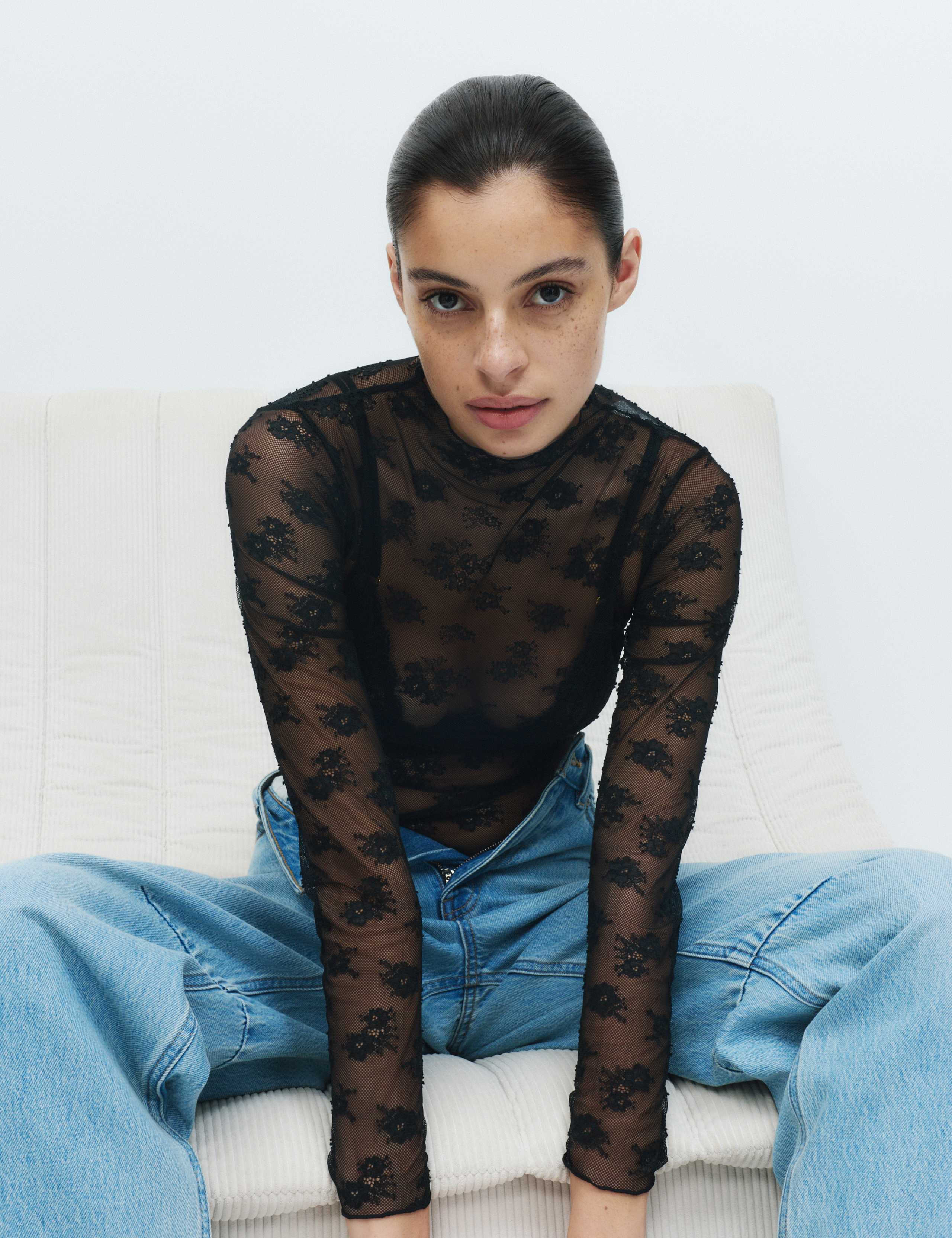 Emma Lace Body 5 of 5
