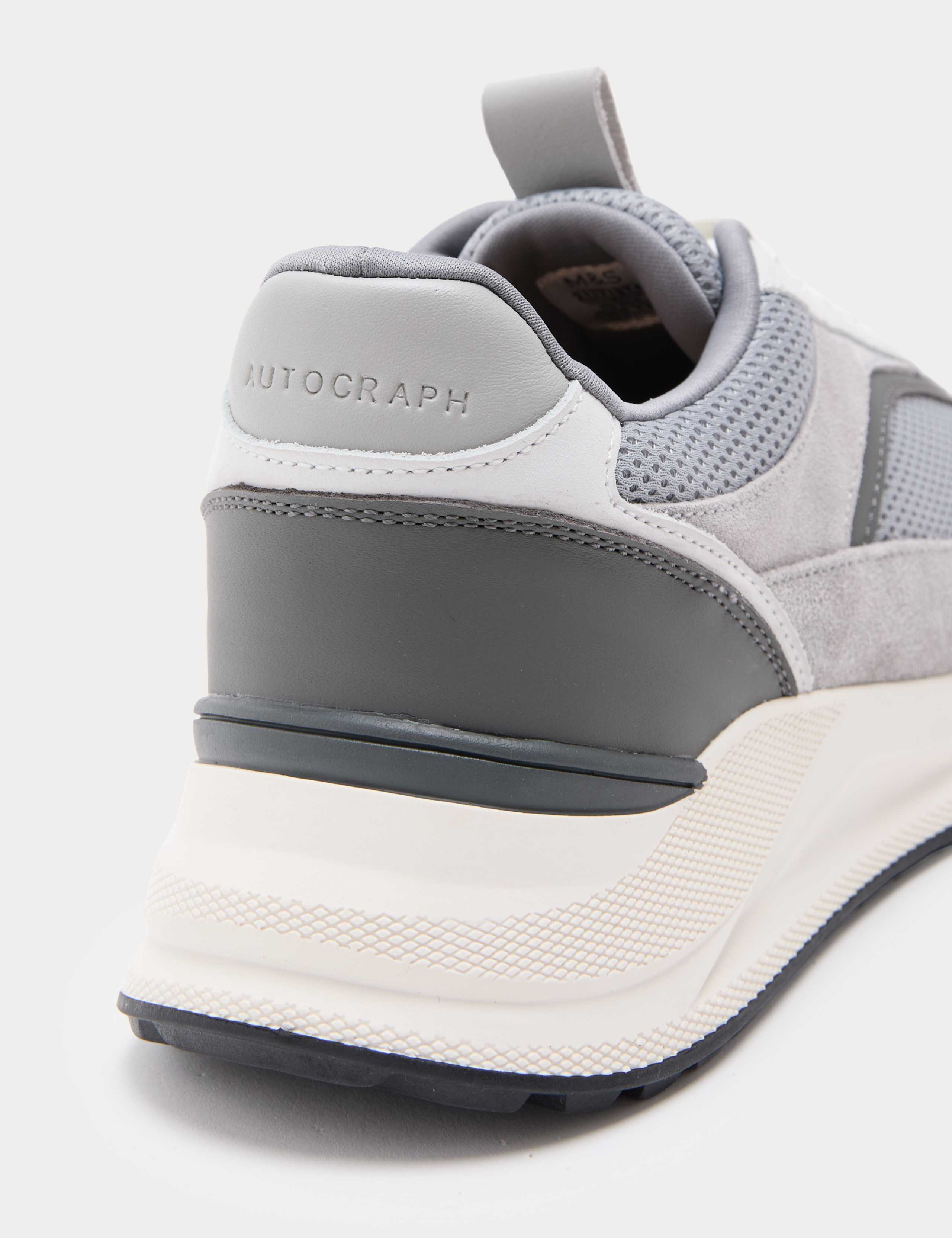 Sports Mesh Trainers 1 of 3