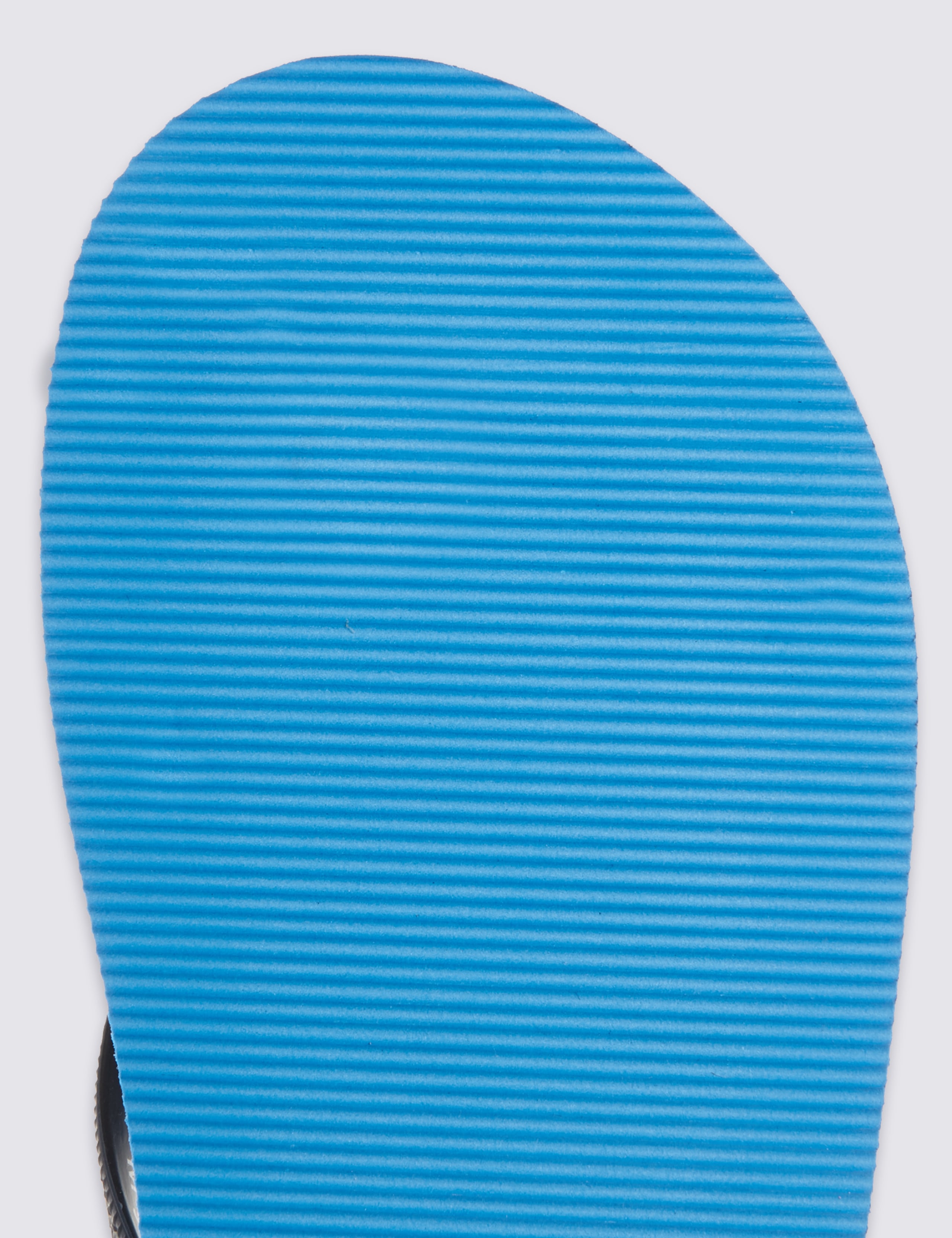 Wave Flip-flops 5 of 5